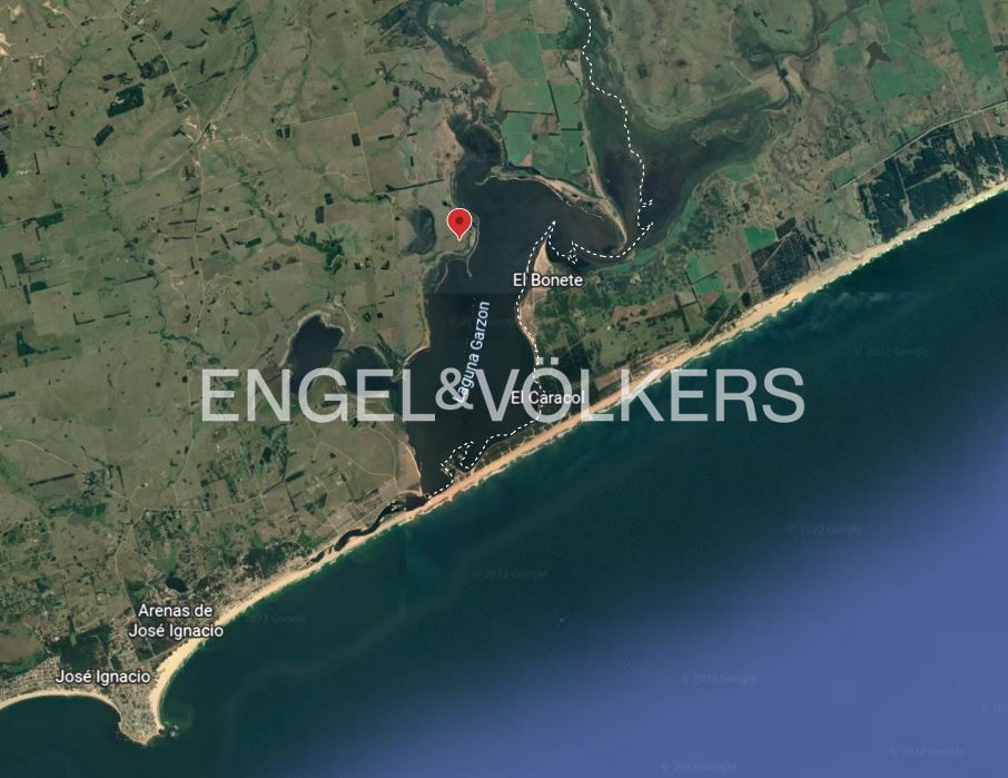 127 hectares in Laguna Garzón