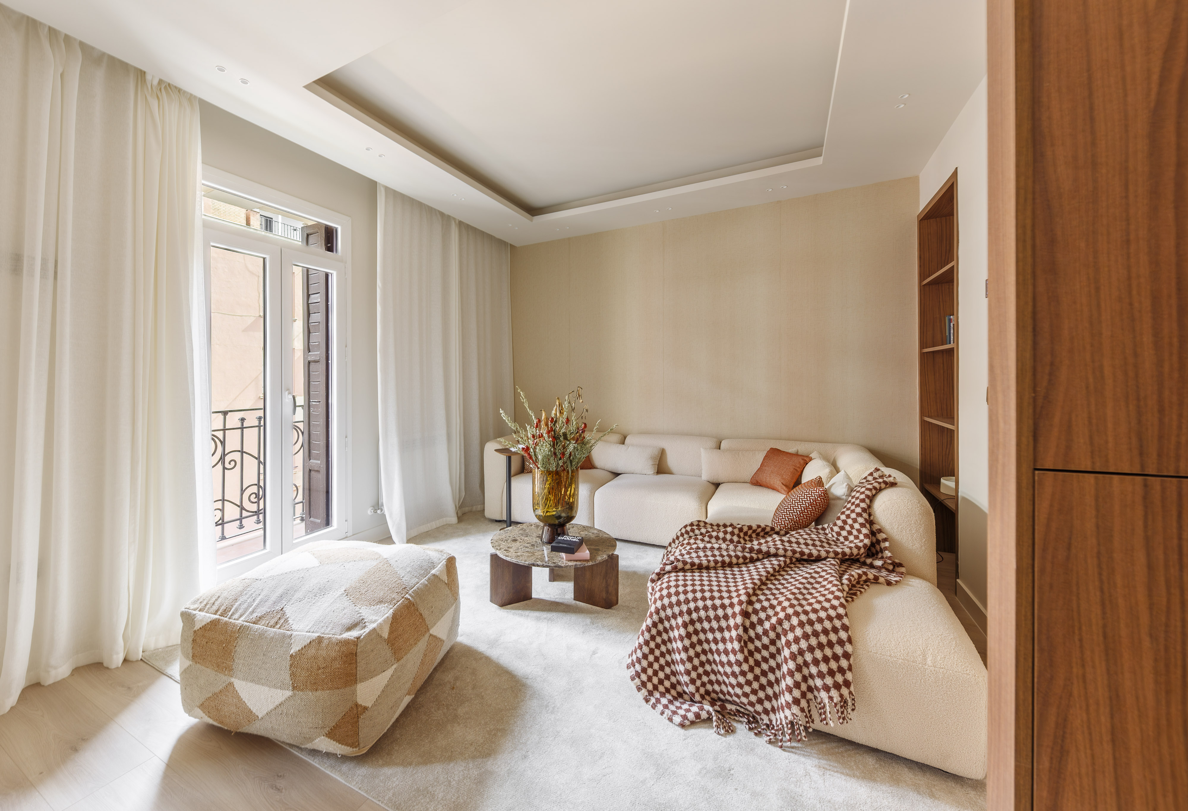 Exclusive renovated apartment in a classic period building, Salamanca District.