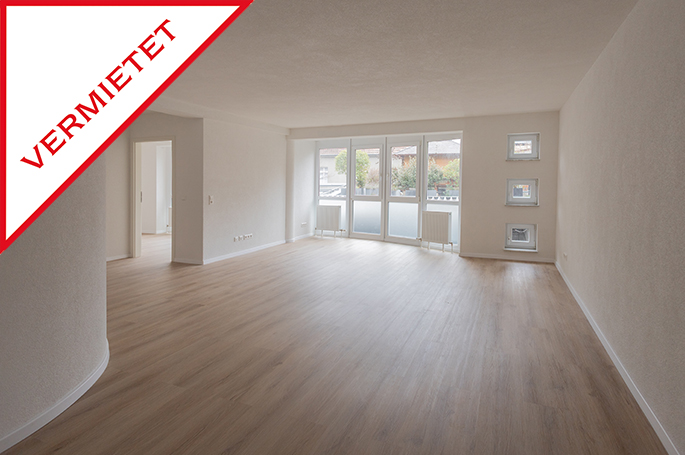 **VERMIETET**Erstbezug nach Sanierung: Hochwertige Wohnung mit Aufzug in Innenstadtlage!
