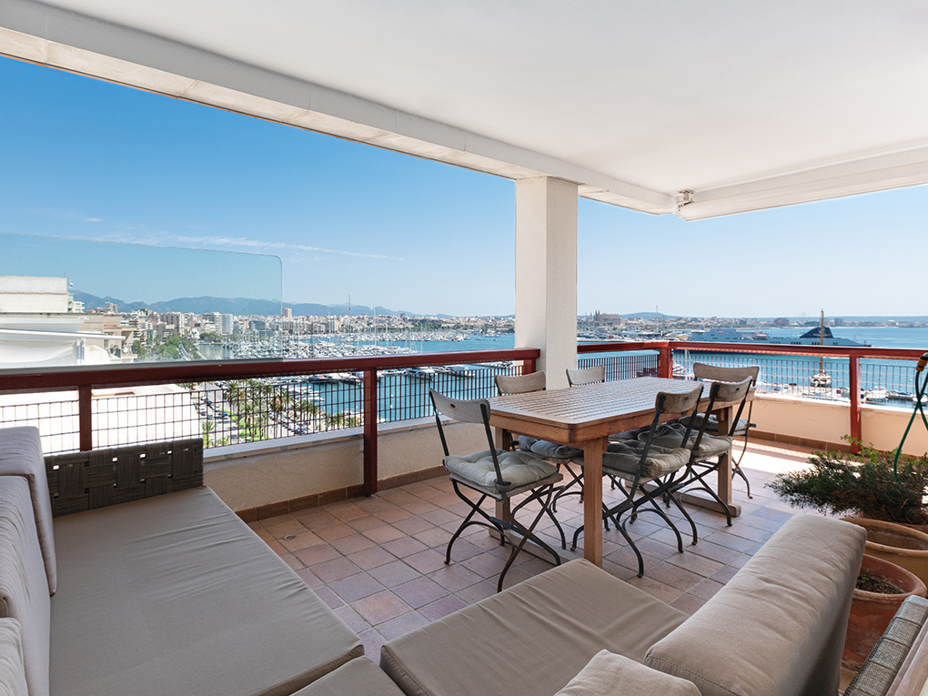 Renovierte Wohnung mit Traumblick in Palma