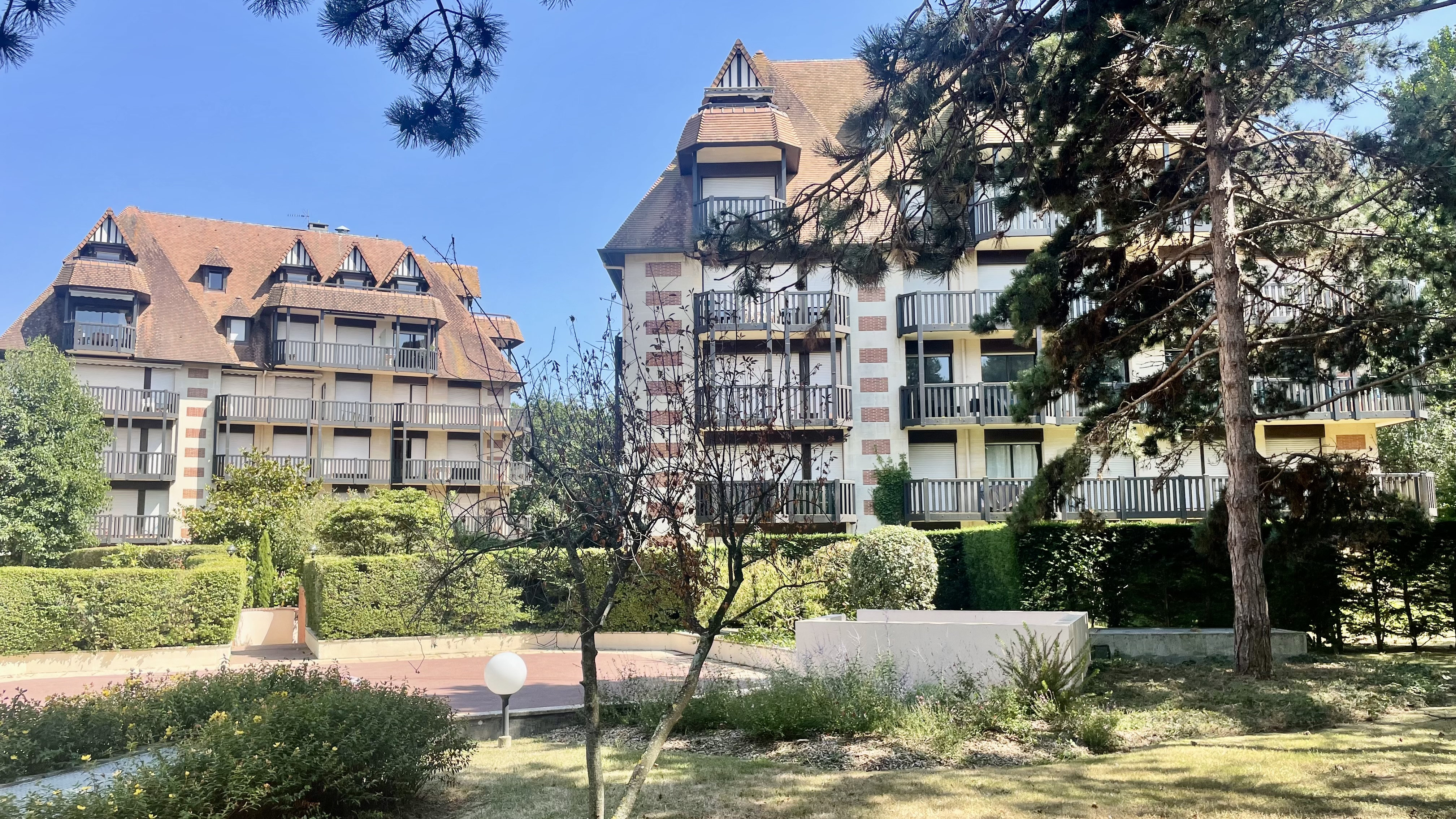 Residence l'Hermitage - 2 rooms, 43m², terrace of 13.50m²