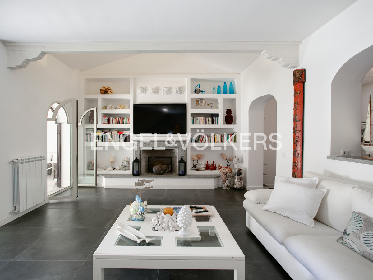 Exclusive villa in the heart of Circeo National Park