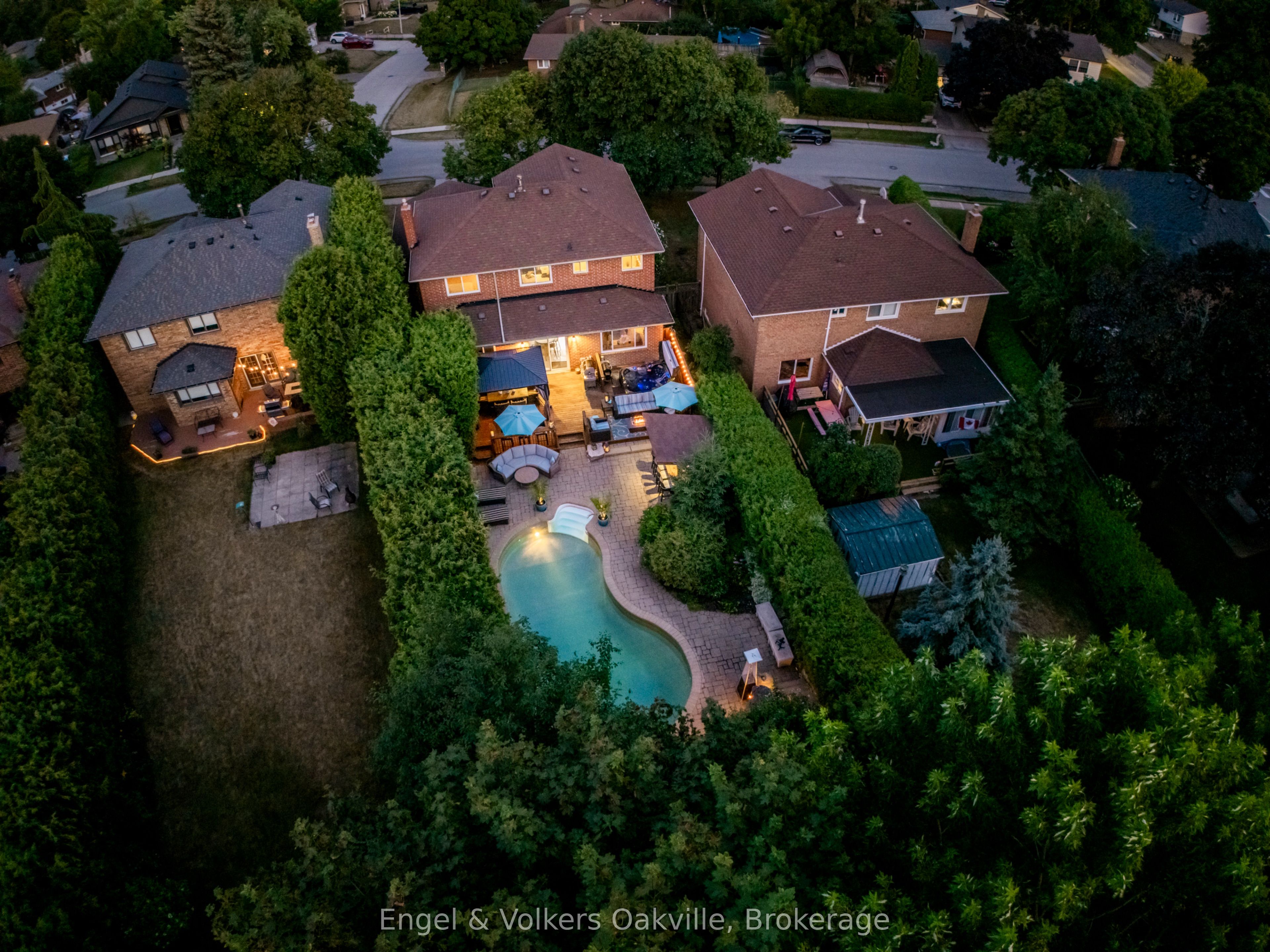 Rare Falgarwood Home with Stunning Backyard Oasis