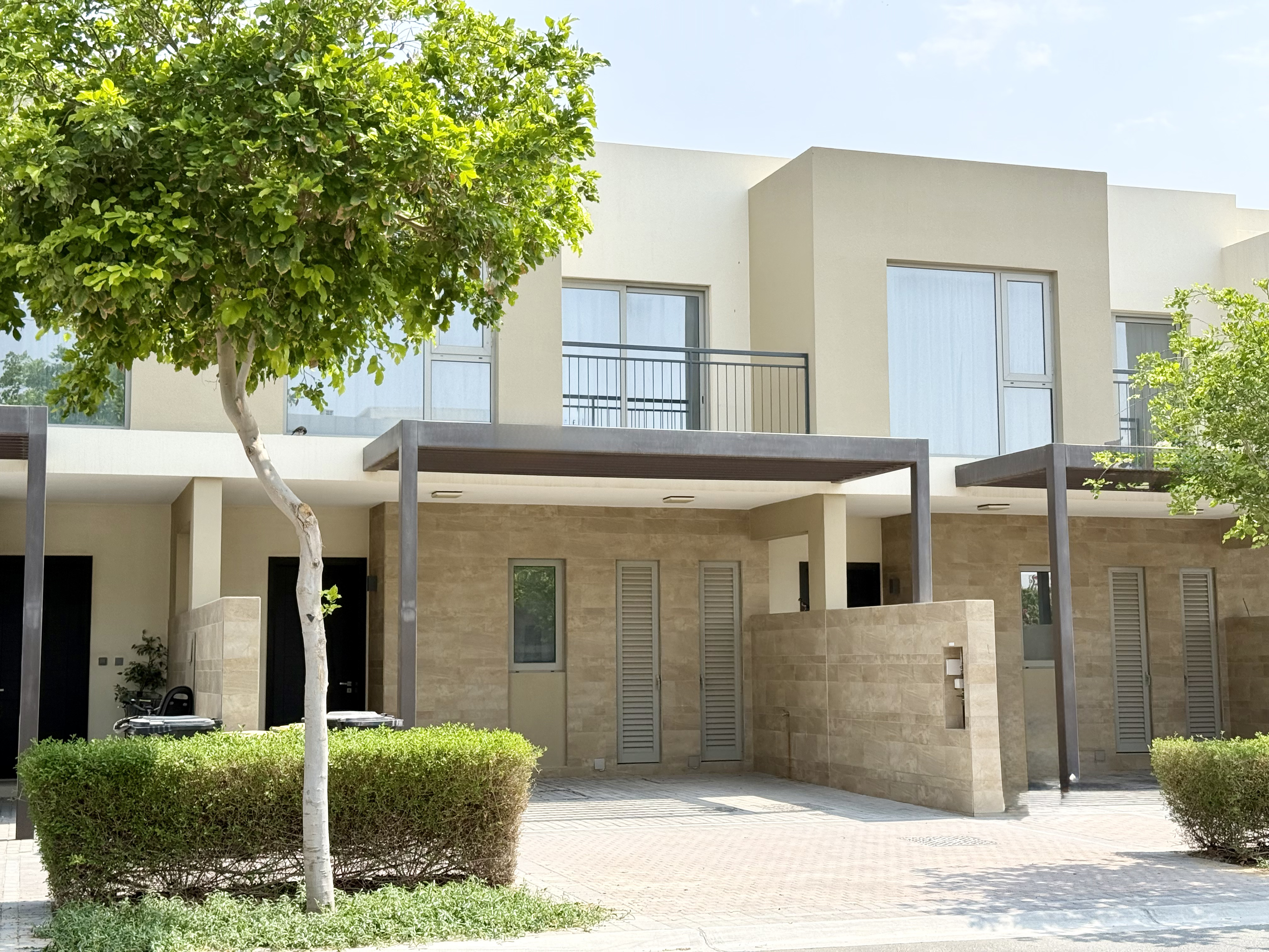 Modern | Furnished | Vacant