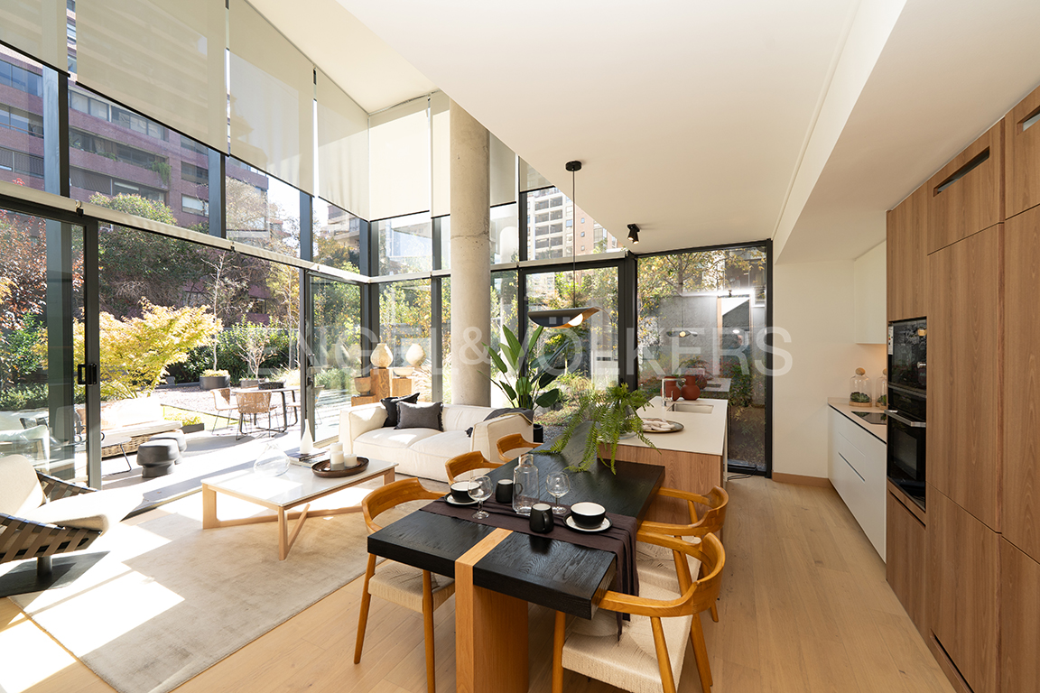 Departamento Dúplex con Jardín en Pleno Barrio el Golf