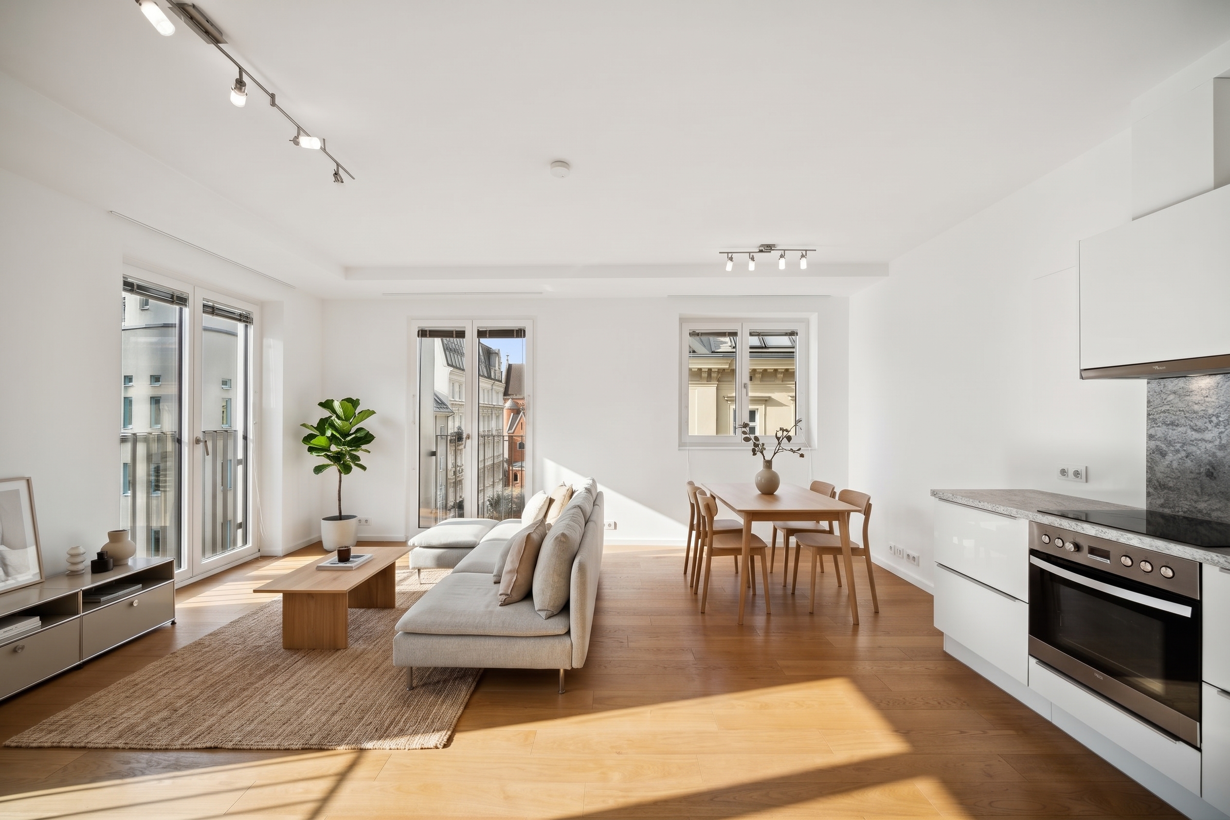 Wohnen im Elisabethviertel: Helle 2-Zimmer-Wohnung mit Klimaanlage und Blick auf die Elisabethkirche [KI-modifiziert]