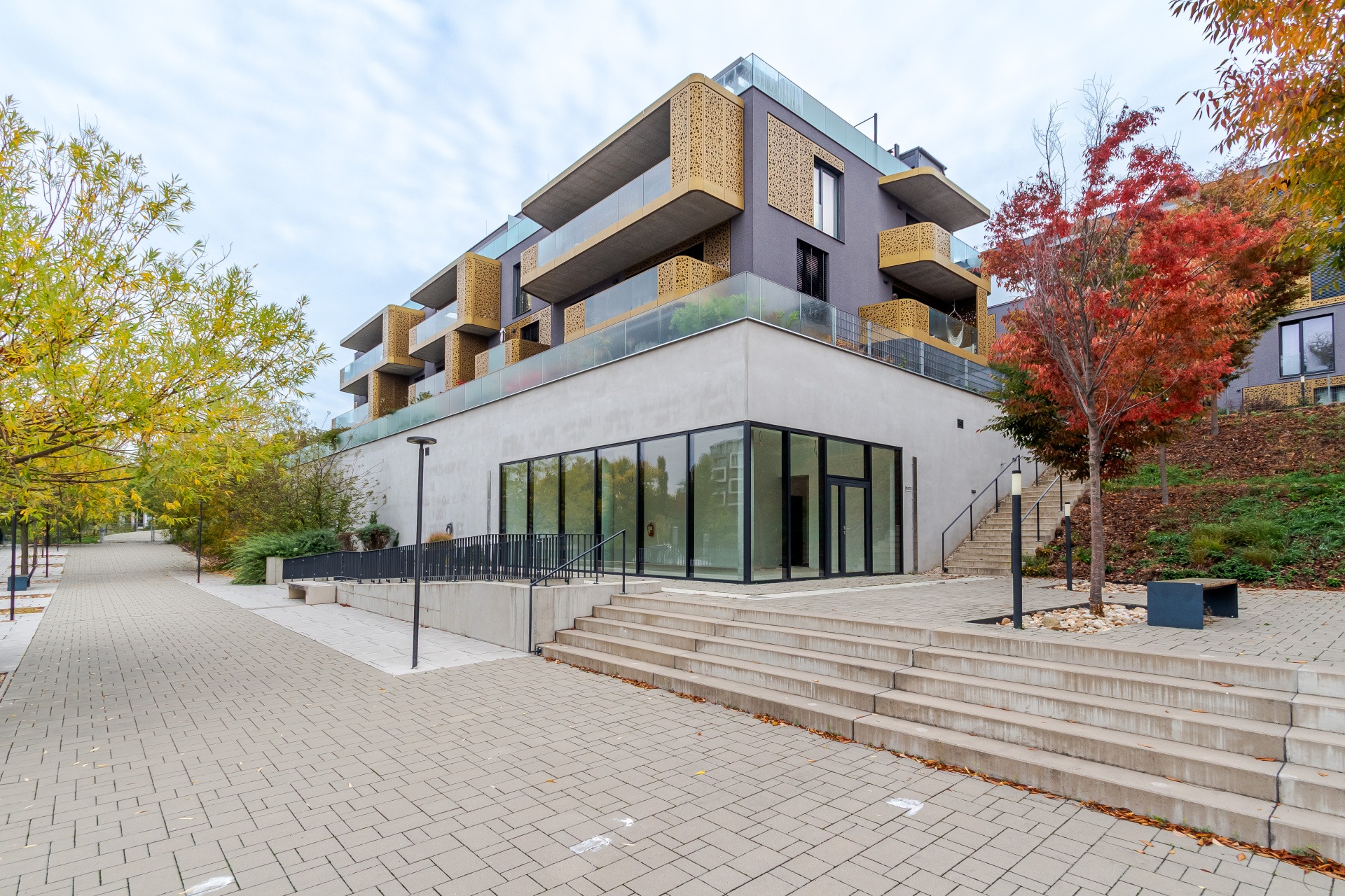 Prestigious commercial spaces at DOCK