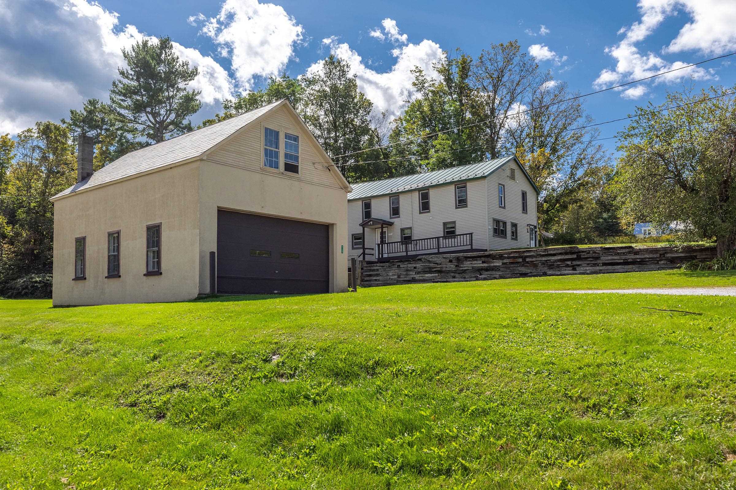 Updated Triplex in Excellent Wallingford Location