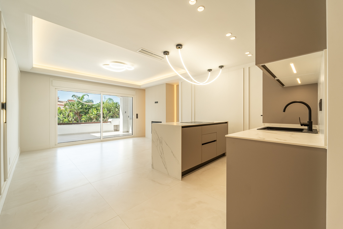 Bright  and spacious 3 bedrooms apartment in el Paraiso