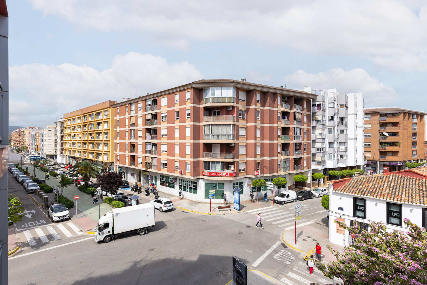 Apartment with two parking spaces in downtown Denia