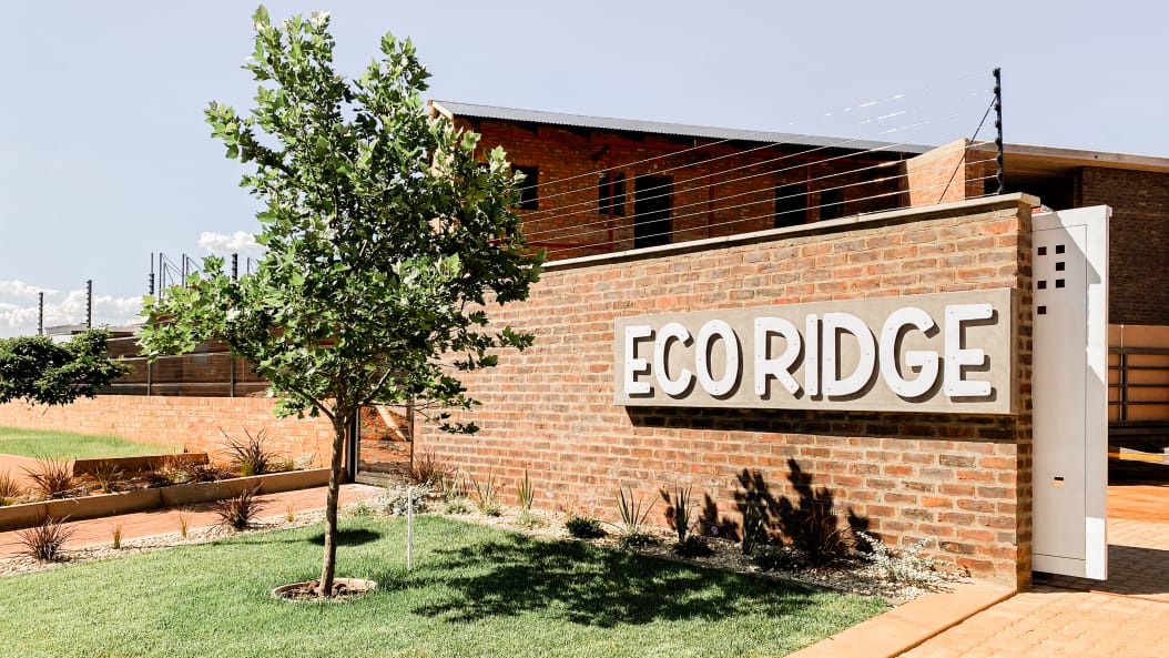 Modern 1 Bedroom student apartment in Eco Ridge Estate