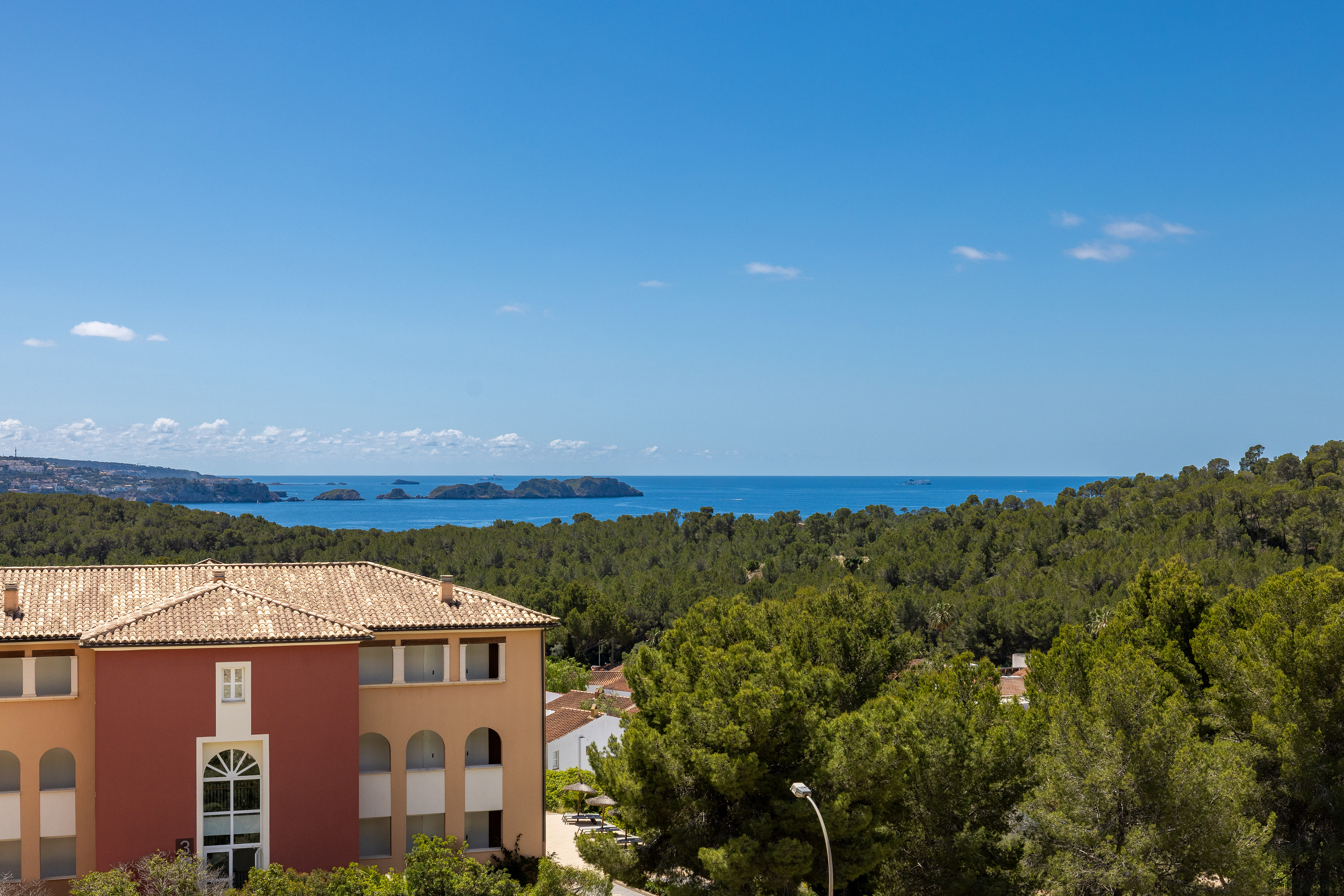 Bonavida: Stunning new-build villa with private pool and fantastic sea views