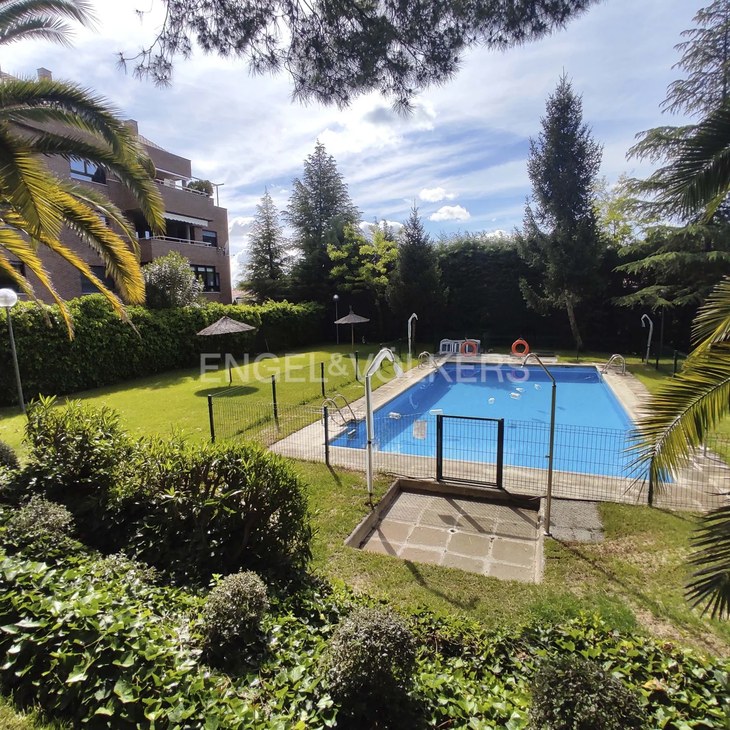 Great flat with pool in Soto de la Moraleja