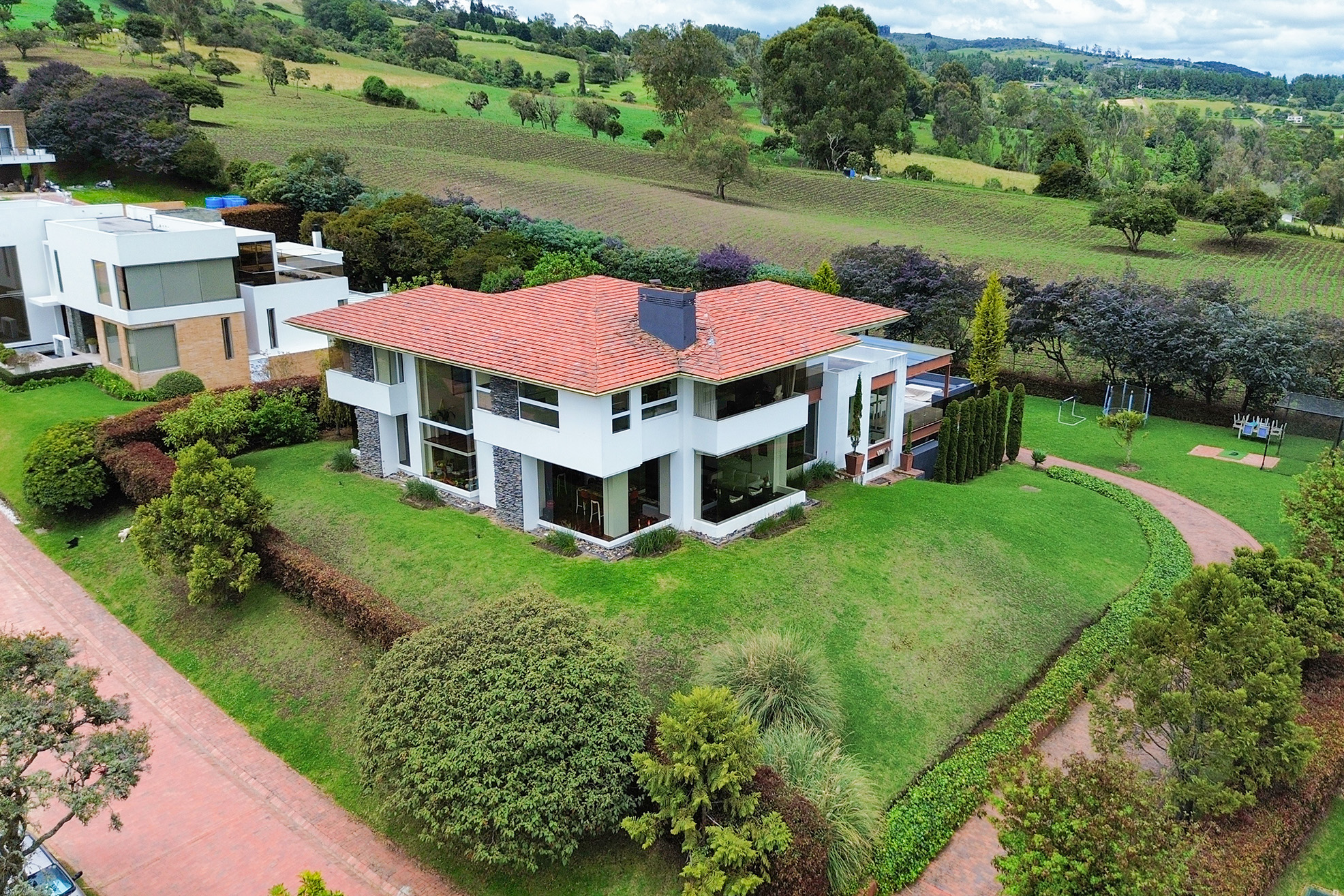 Casa para venta en conjunto con campo de golf en Sopó