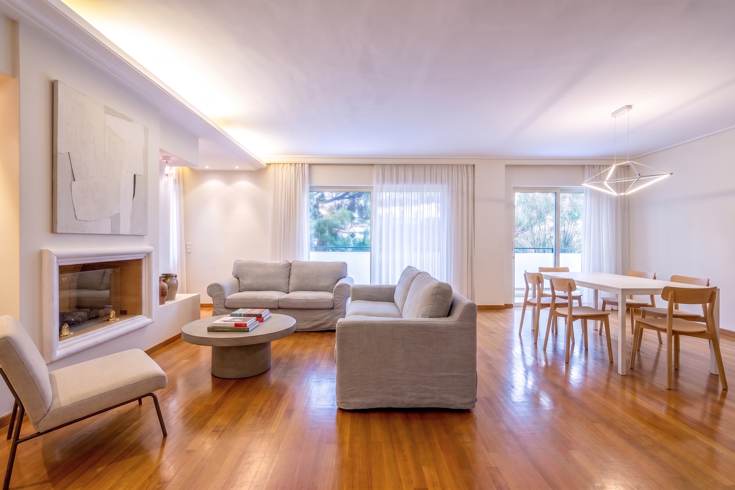 Excellent 240 sq.m. apartment