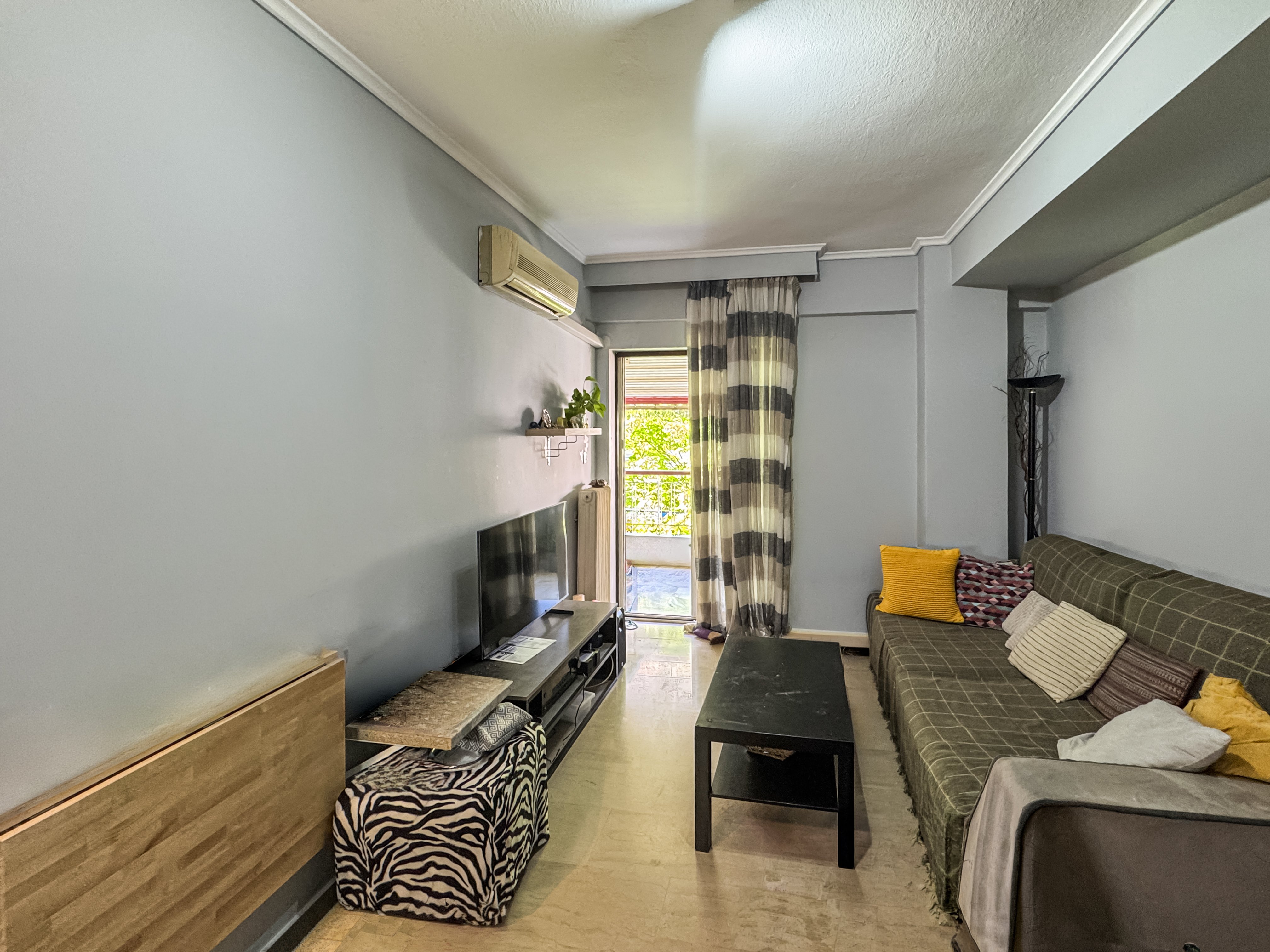 Investment one bedroom apartment in central Kalamaria