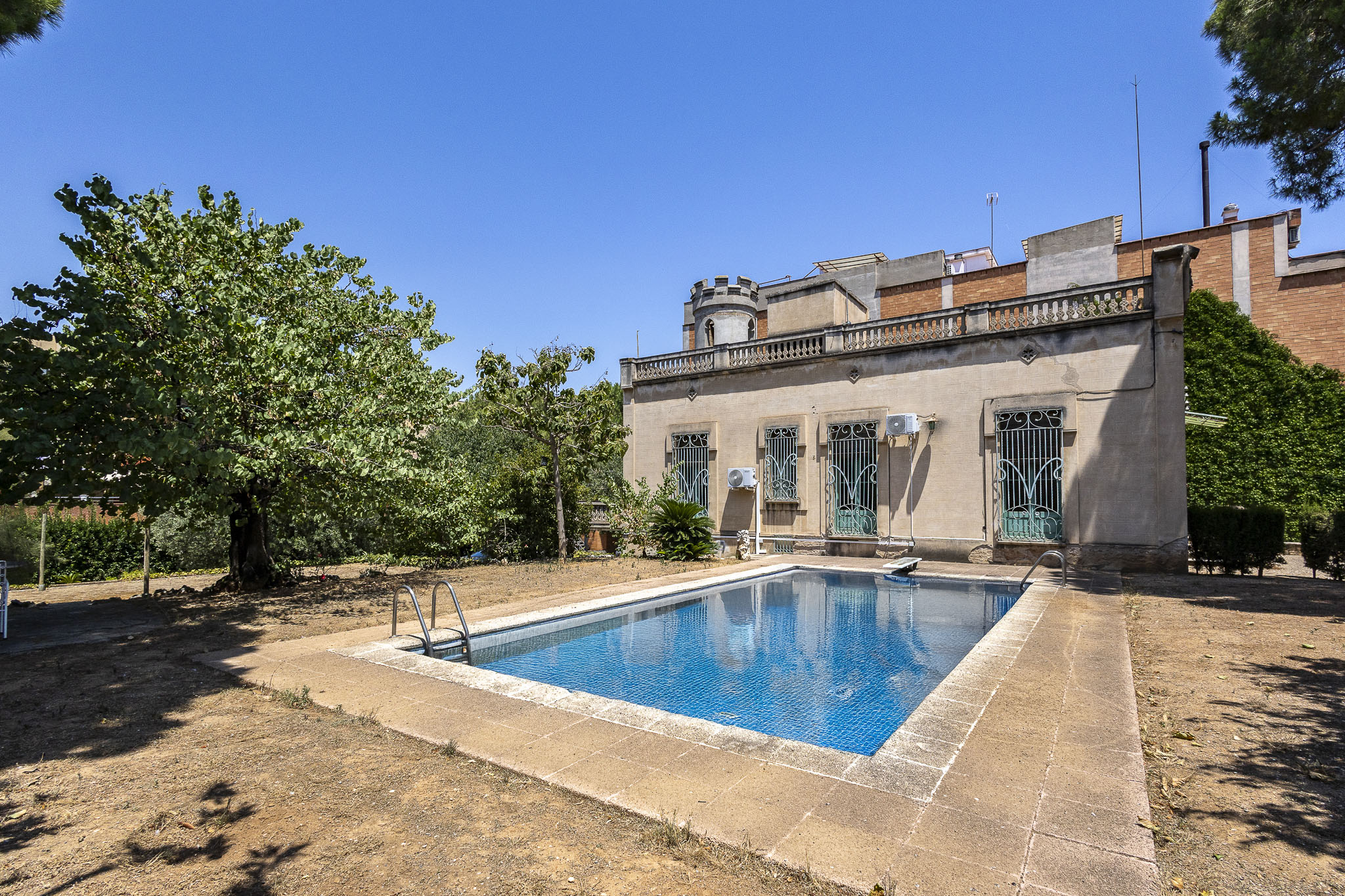 Unique Modernist Jewel in Sant Boi: History, Elegance, and Exceptional Urban Development Potential