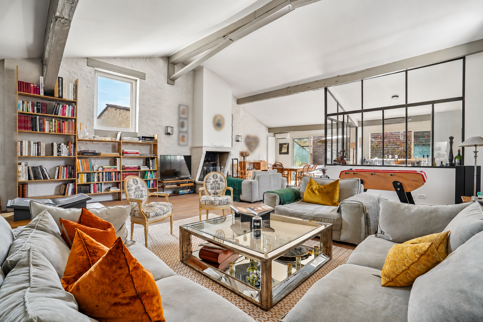 Bordeaux Chartrons – 163 sqm loft, 3 bedrooms and private terrace with no overlooking neighbours