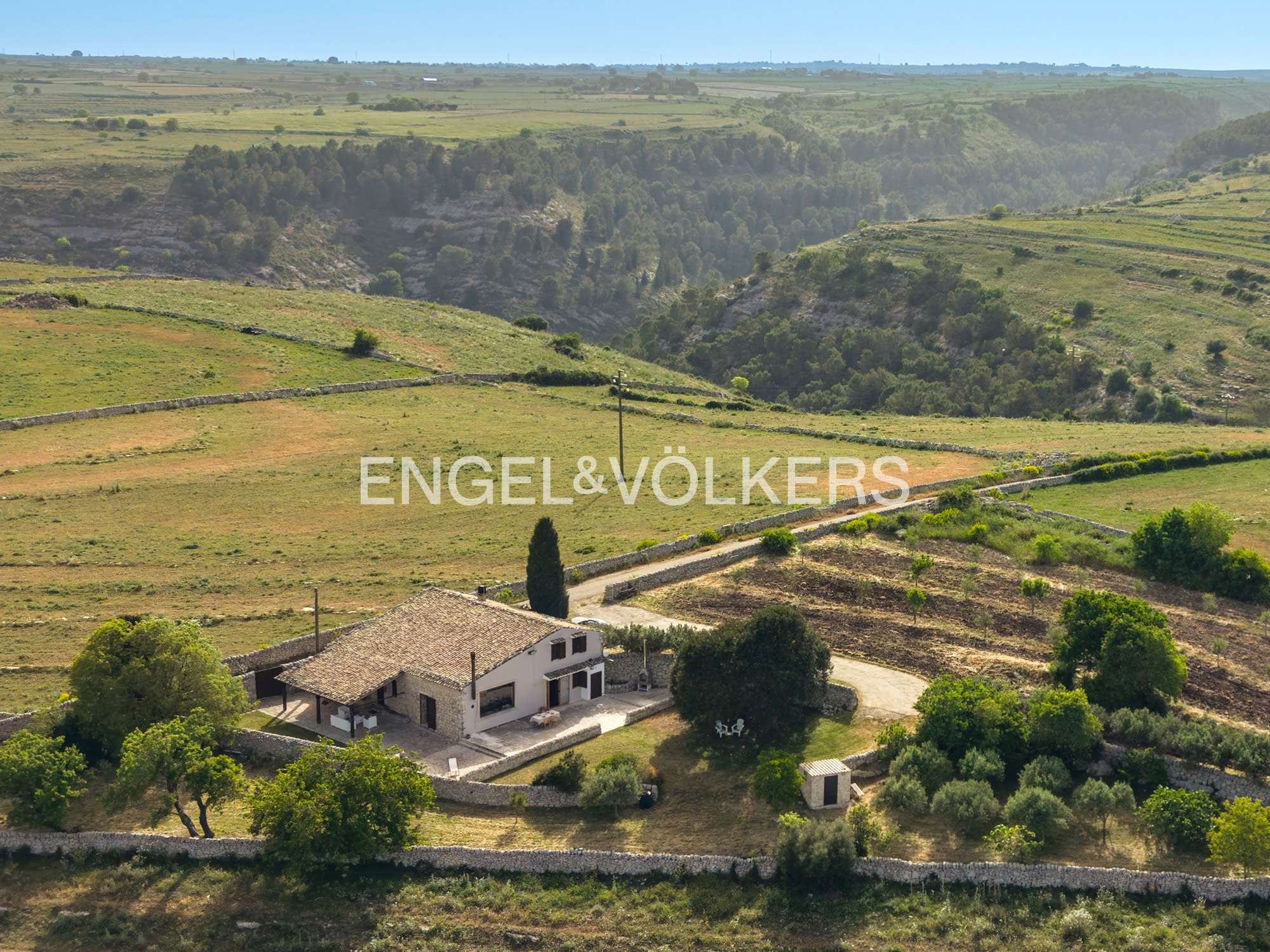Casale “SANTA ROSALIA” - Renovated stonehouse with a lake view