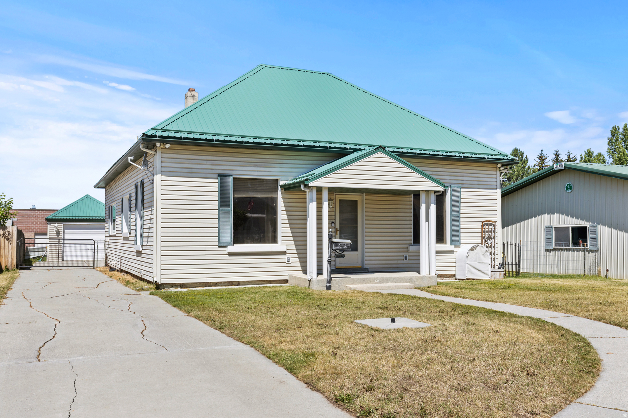 Beautifully Remodeled And Move-In Ready
