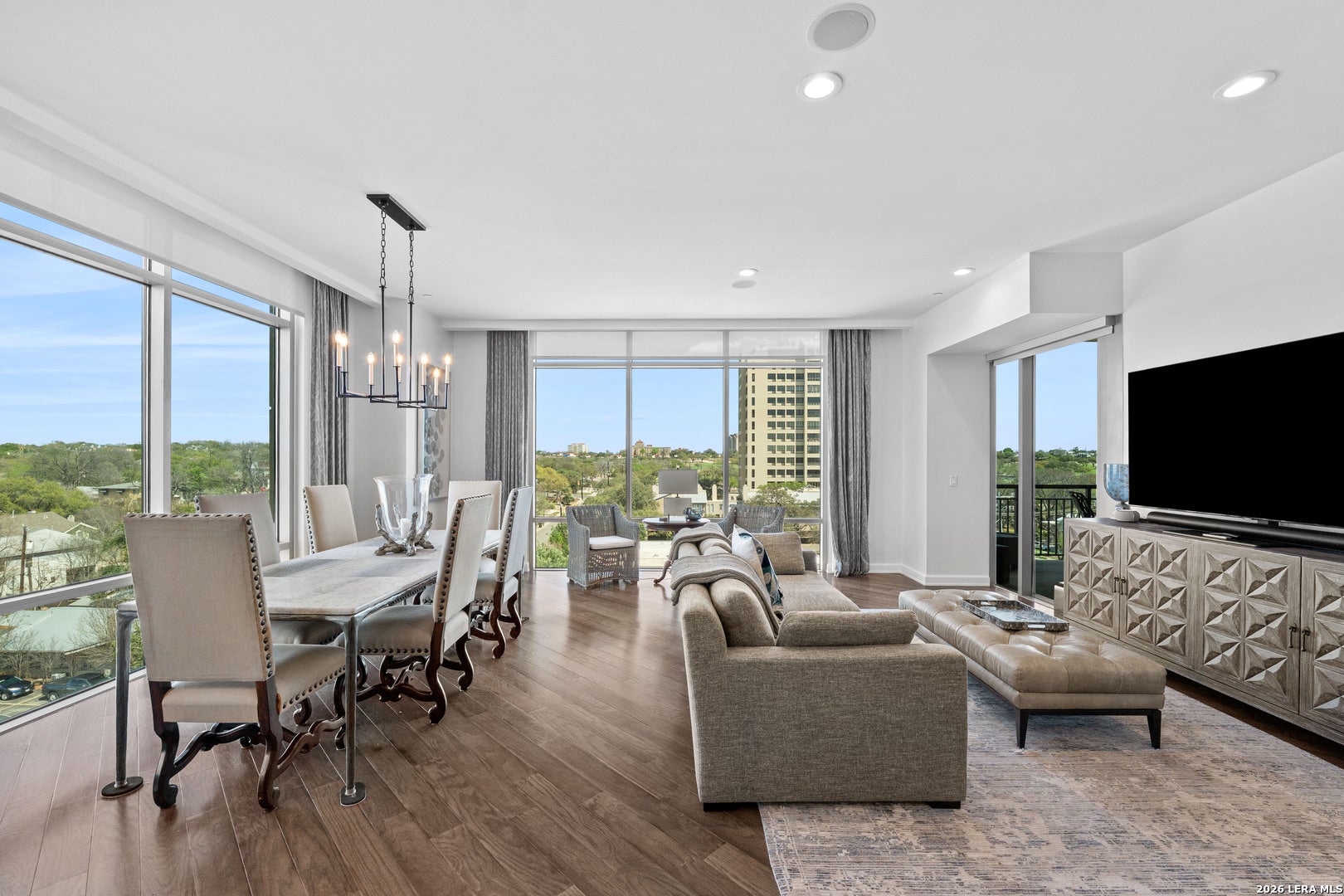 Sophisticated High Rise Living