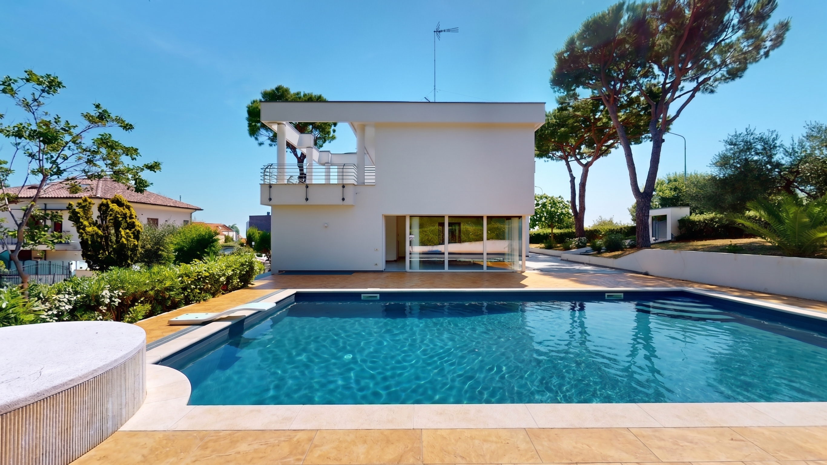 Villa with Pool in the Green of Colle dei Pini