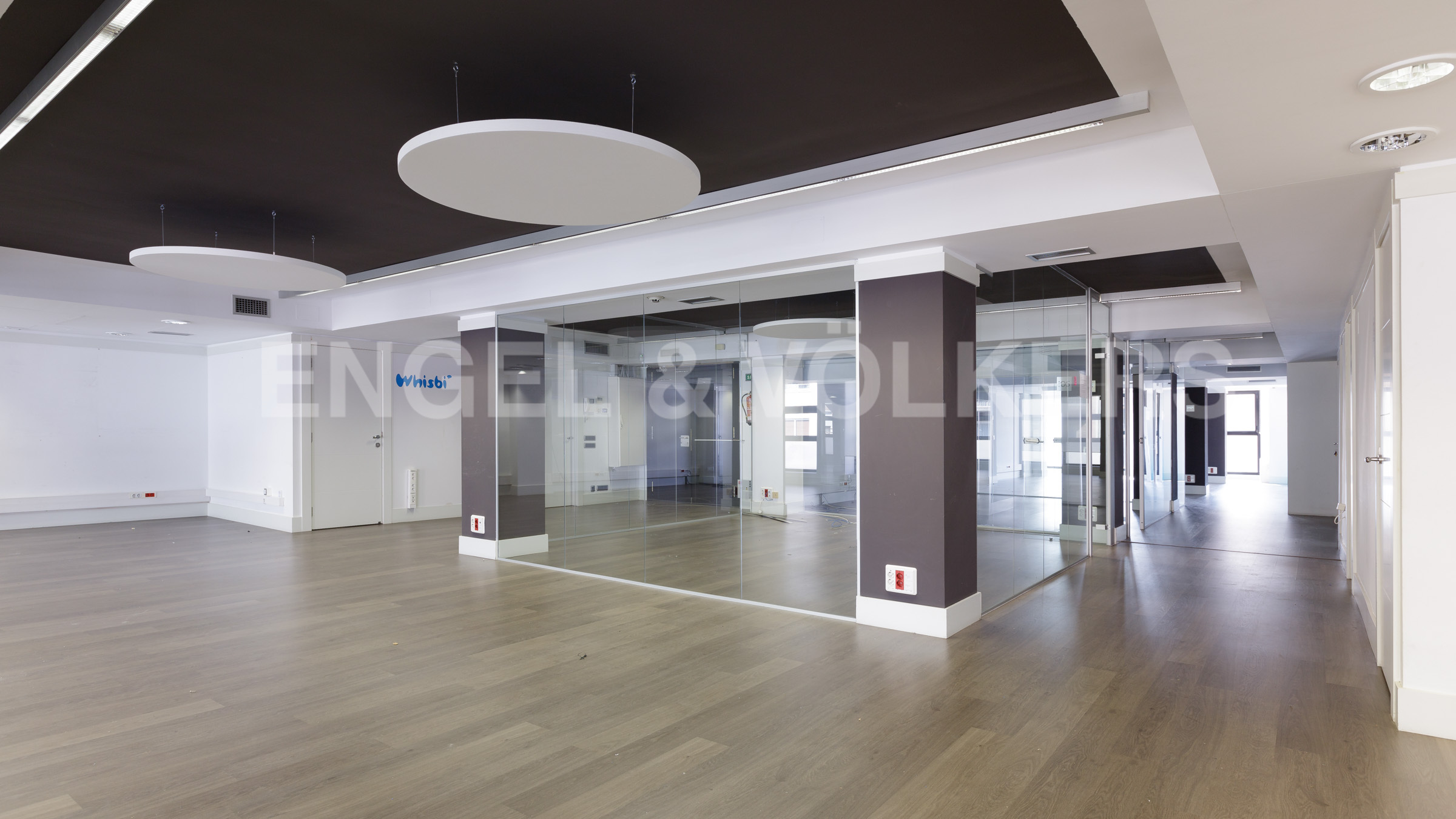 Oficina Moderna cerca de la Estació de Sants