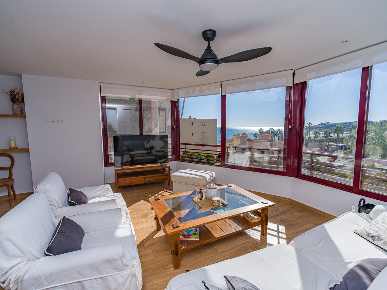 Warmth and Modernity by the Sea