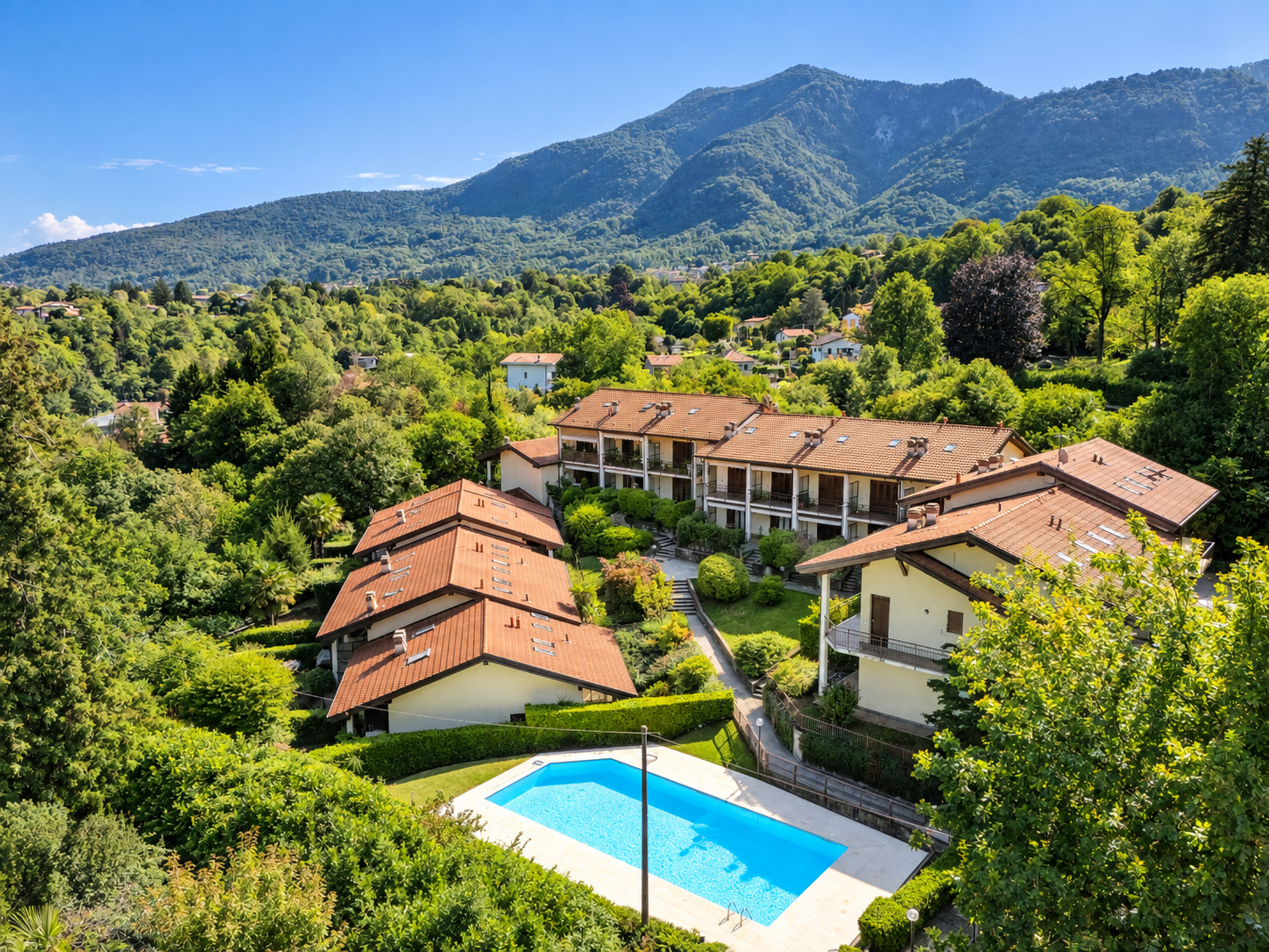 Reihenhaus in Wohnanlage mit Pool