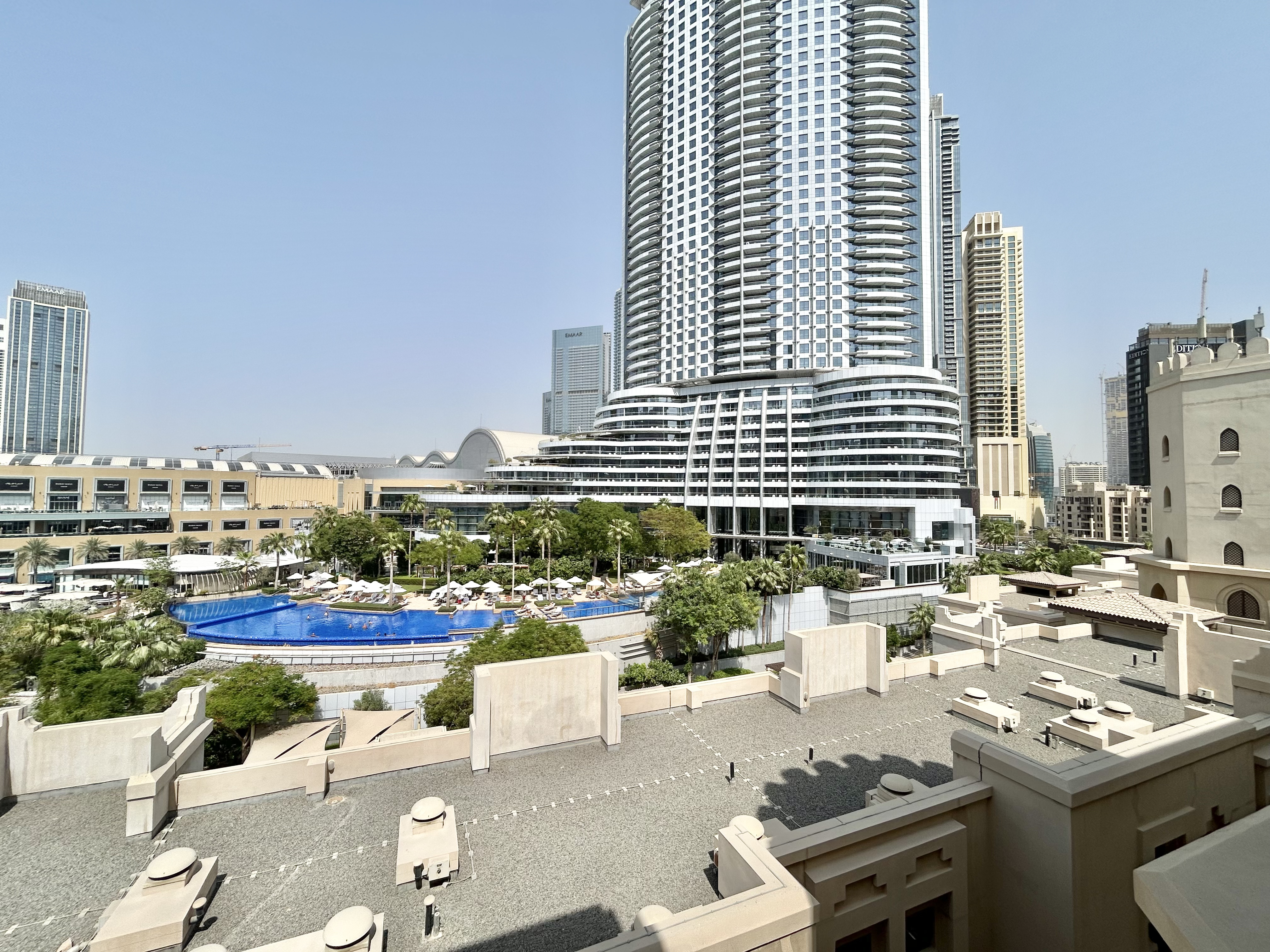 Pool & Skyline View | Study Room | Vacant