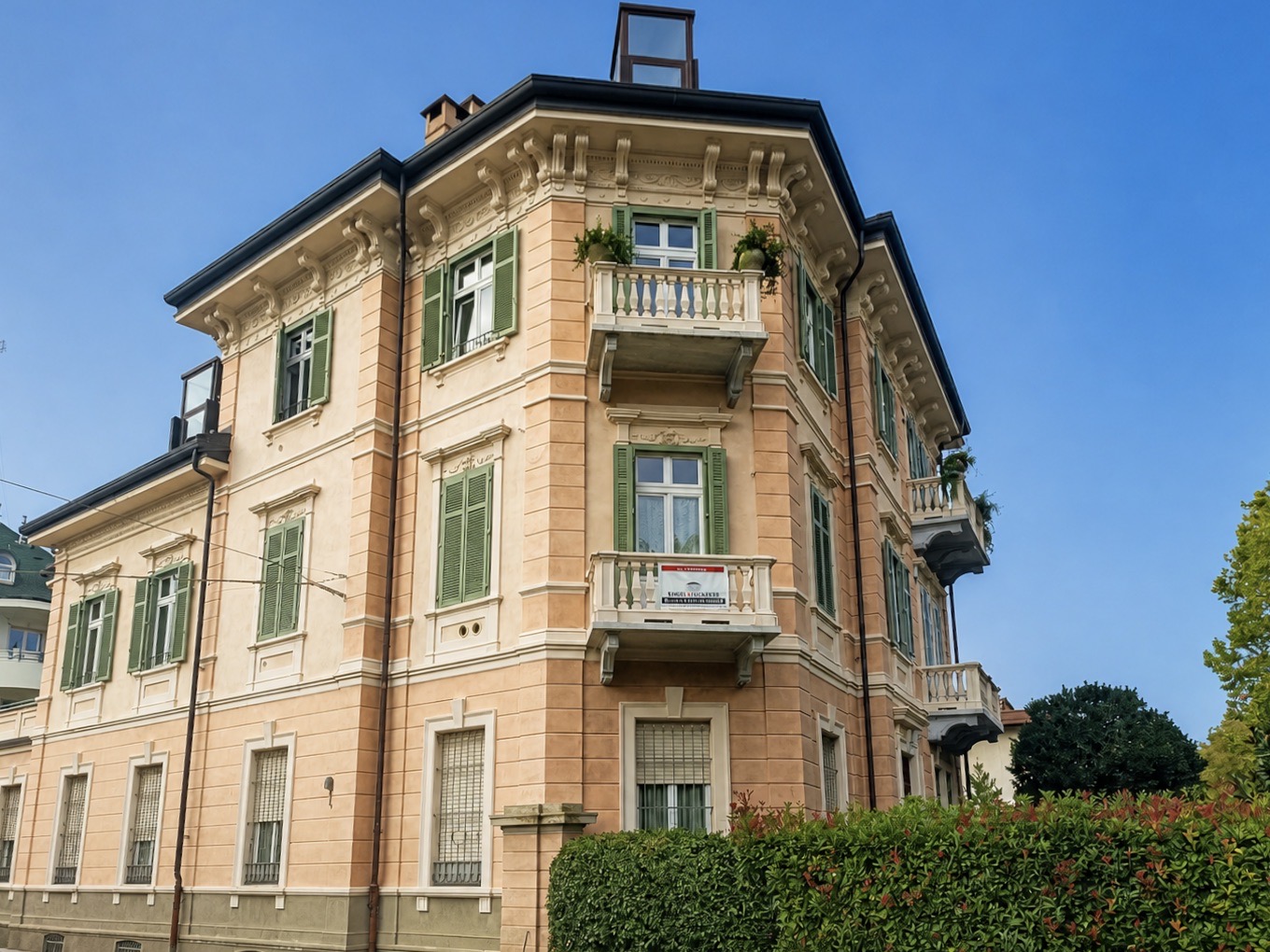 Una casa da vivere, un indirizzo da raccontare...