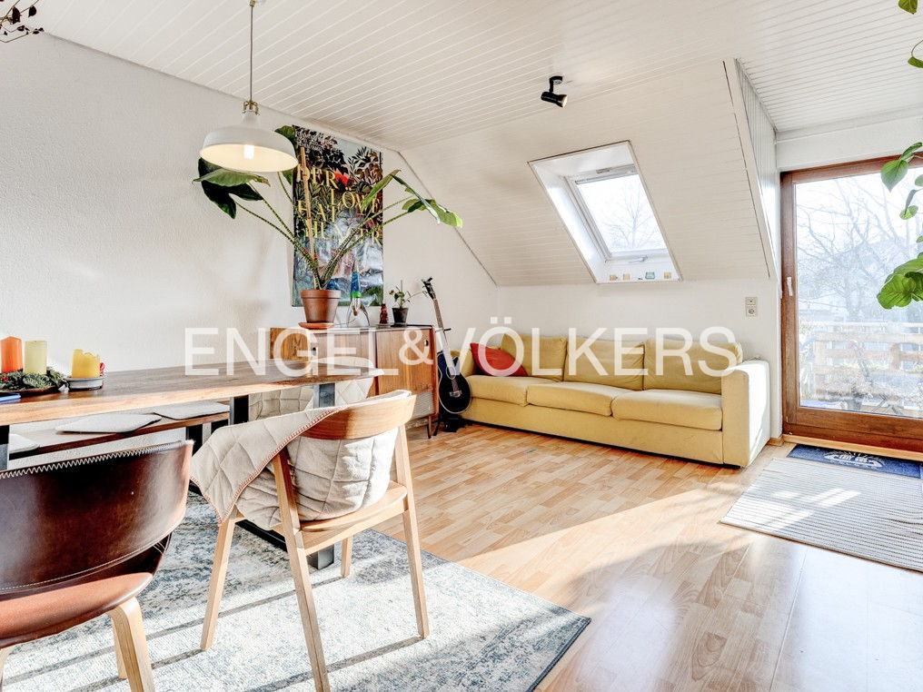 Helle DG-Maisonette in ruhiger Lage von Zähringen