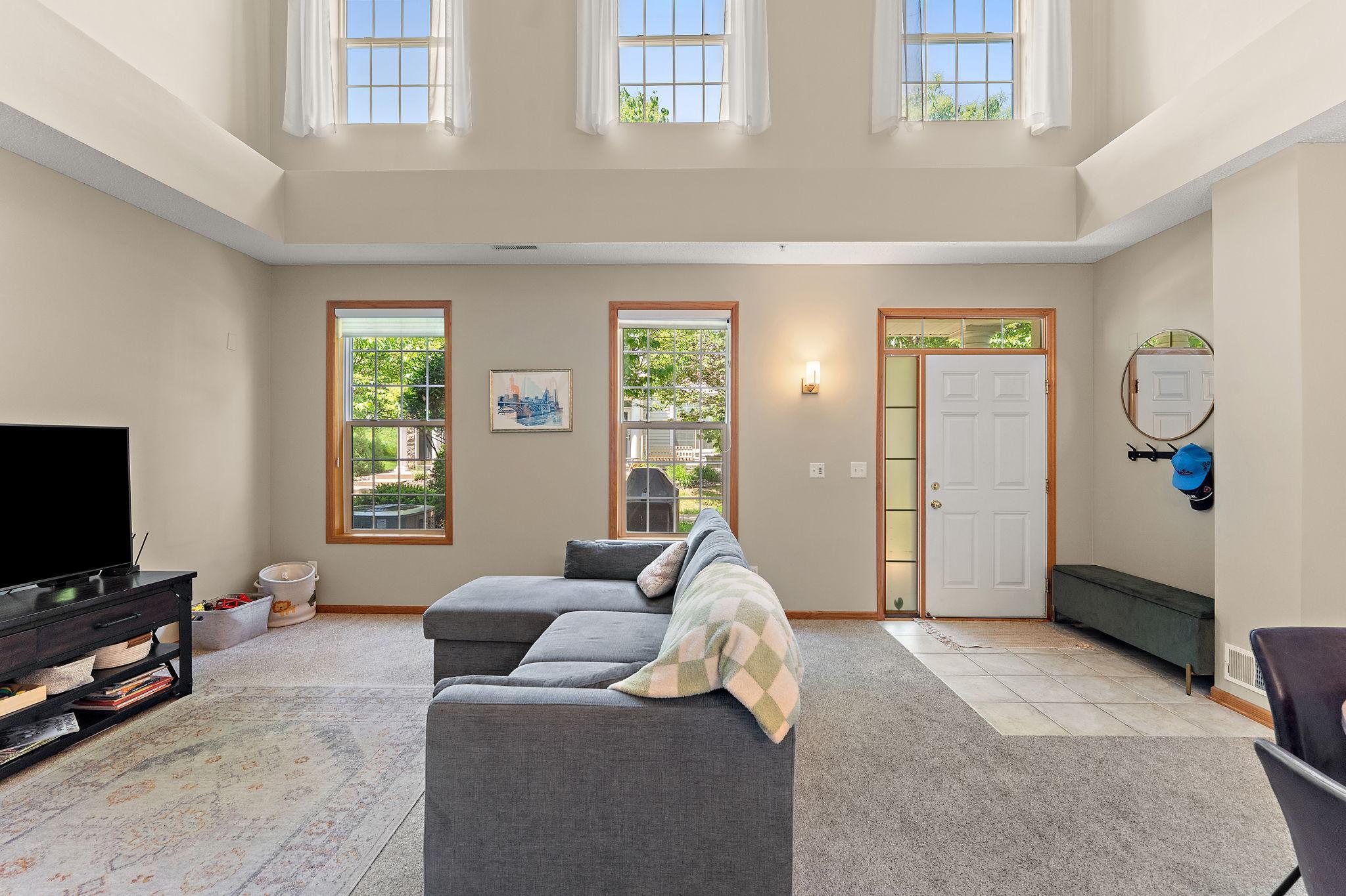 Well-Maintained 2-BR Townhome with 2-Car Garage