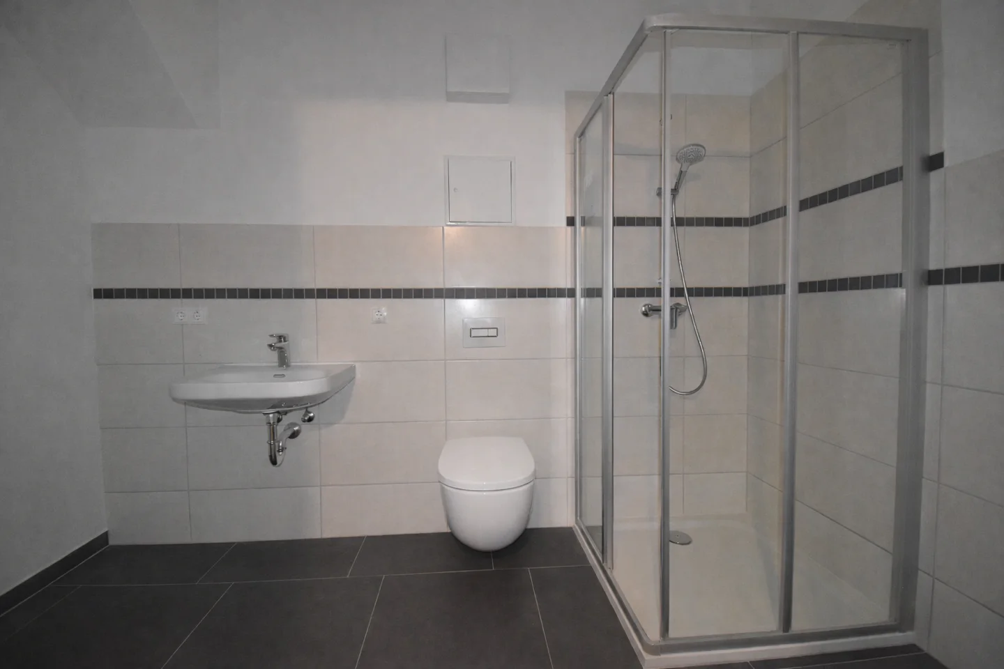 Exquisites Apartment mit historischem Charme und moderner Eleganz am Schlossberg in Halle (Saale) - Photo 4