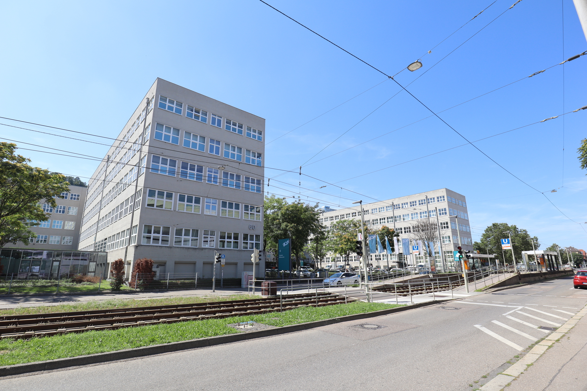 Schöne Büroflächen im Bürocampus