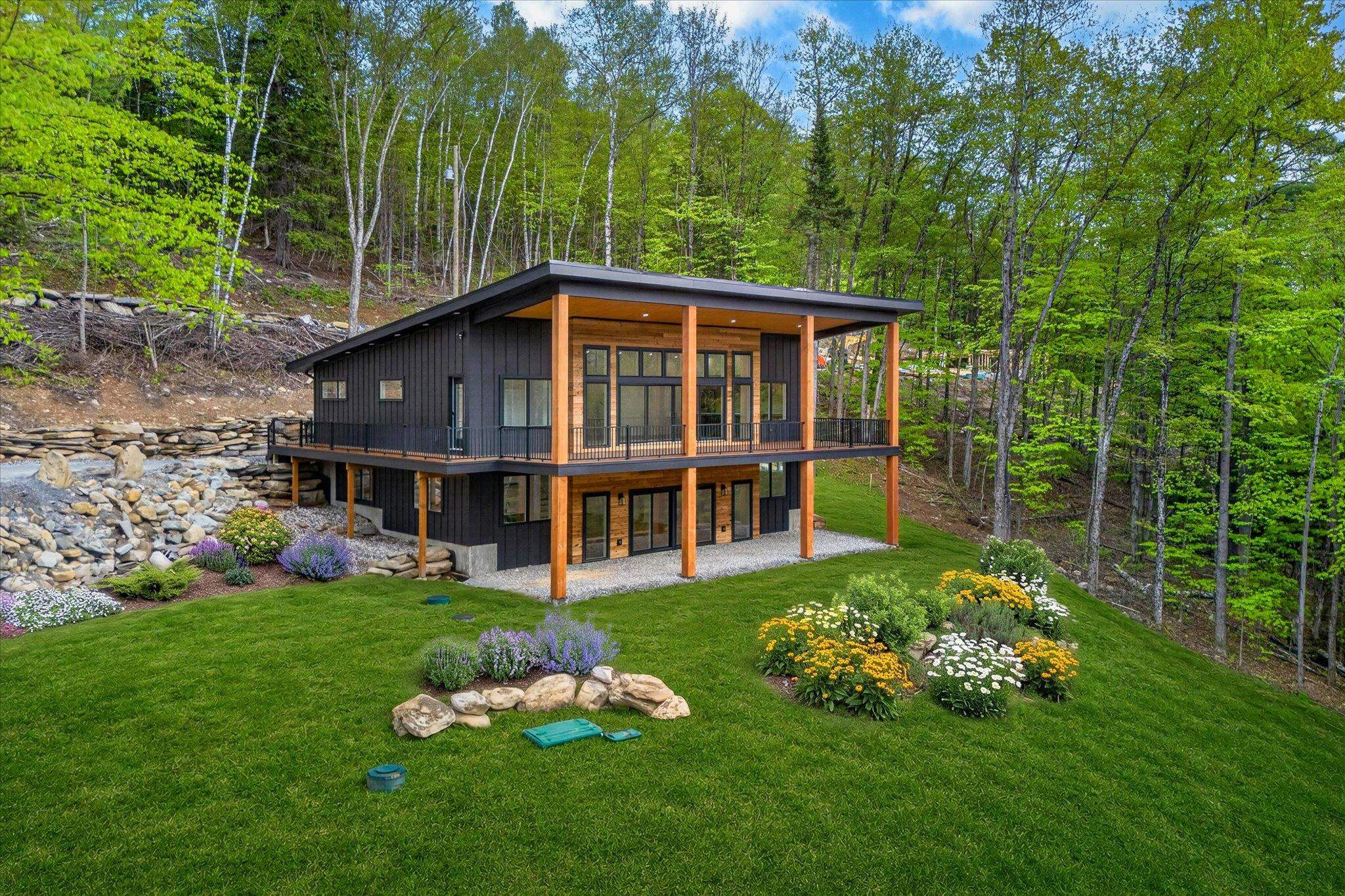 Luxury New Build in Perfect Location with Lake Access