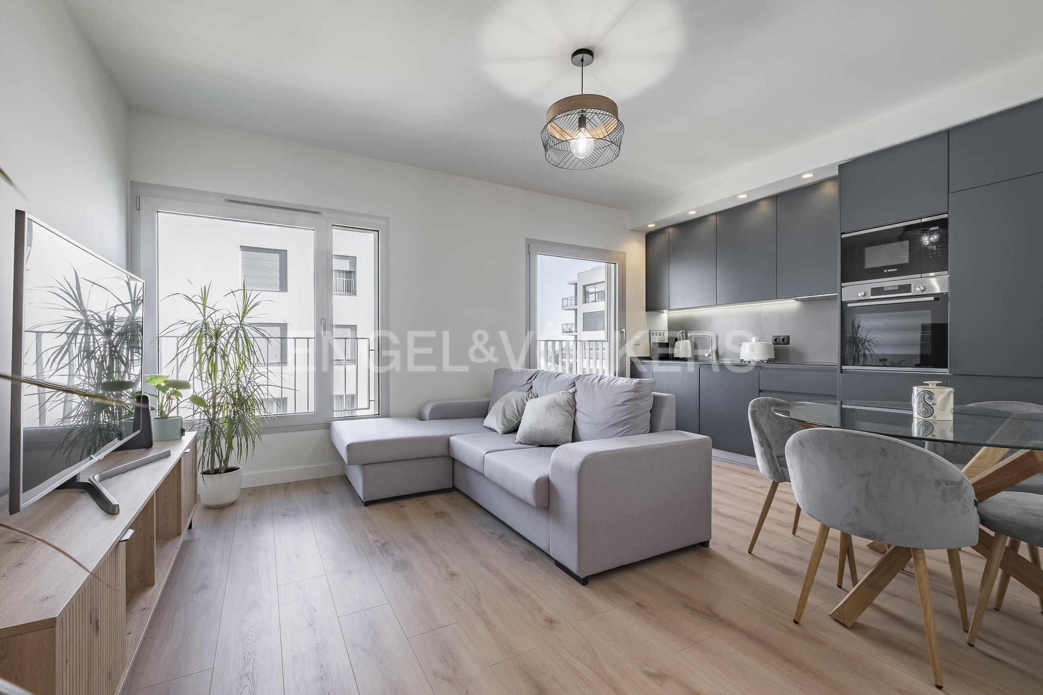 T1 com piscina em condomínio privado