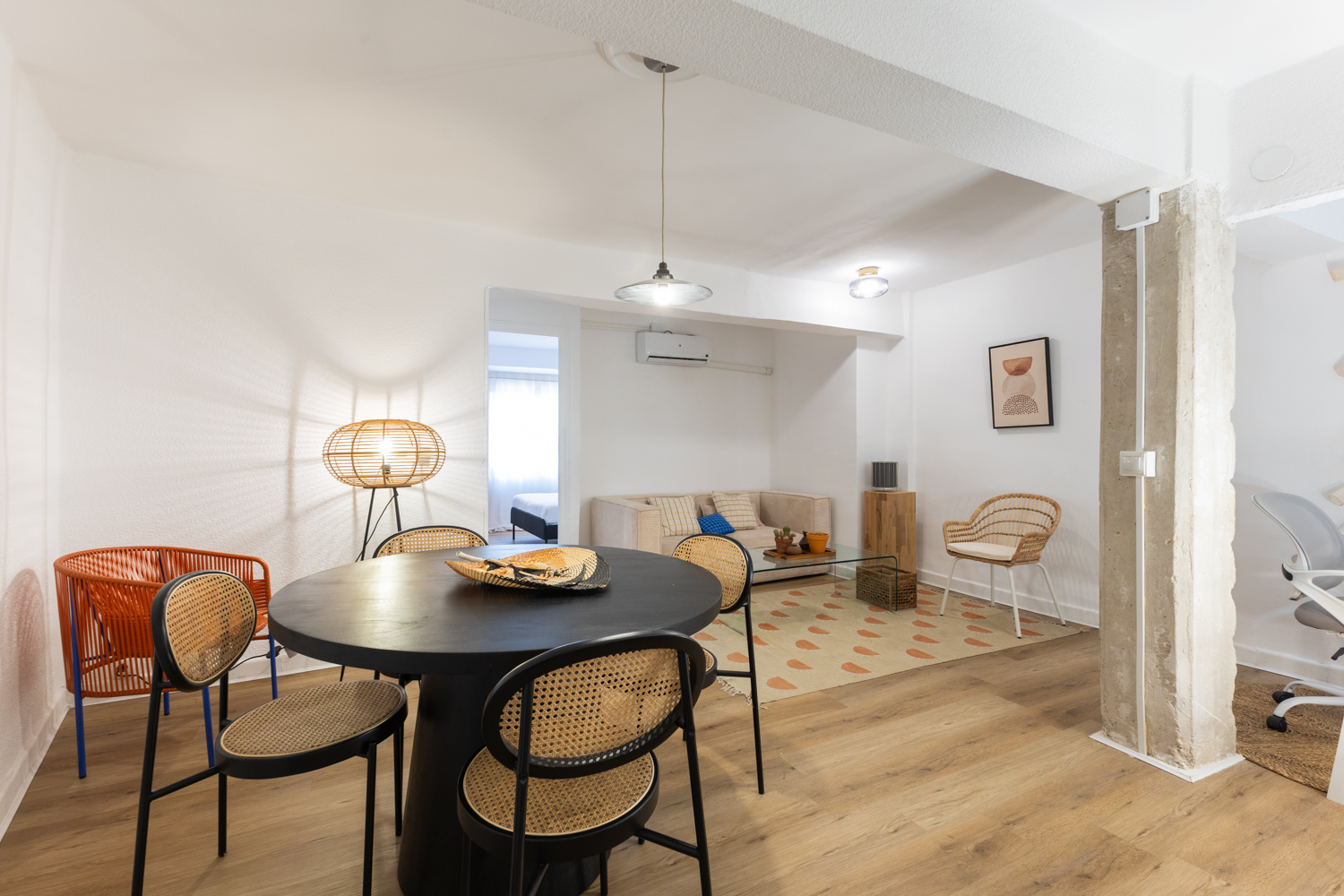 Modern renovated apartment 5 minutes from Central Park