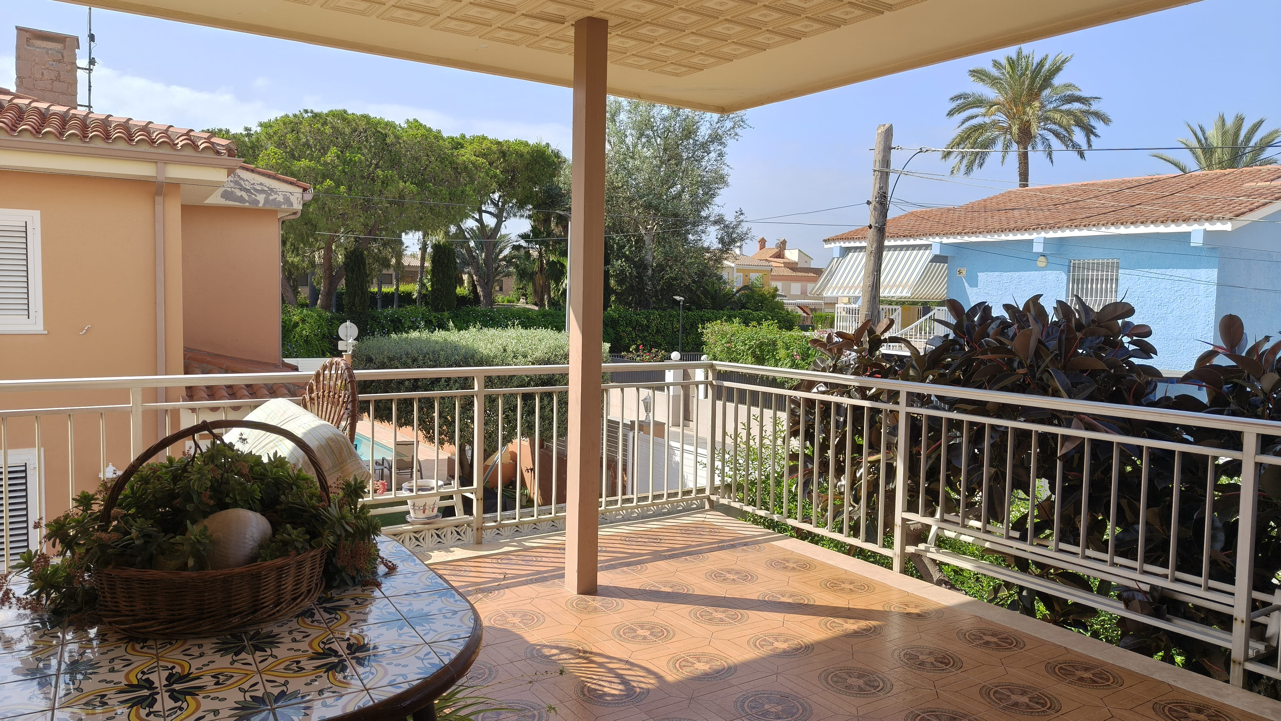 Freistehendes Chalet am Meer an der Playa de la Malvarrosa