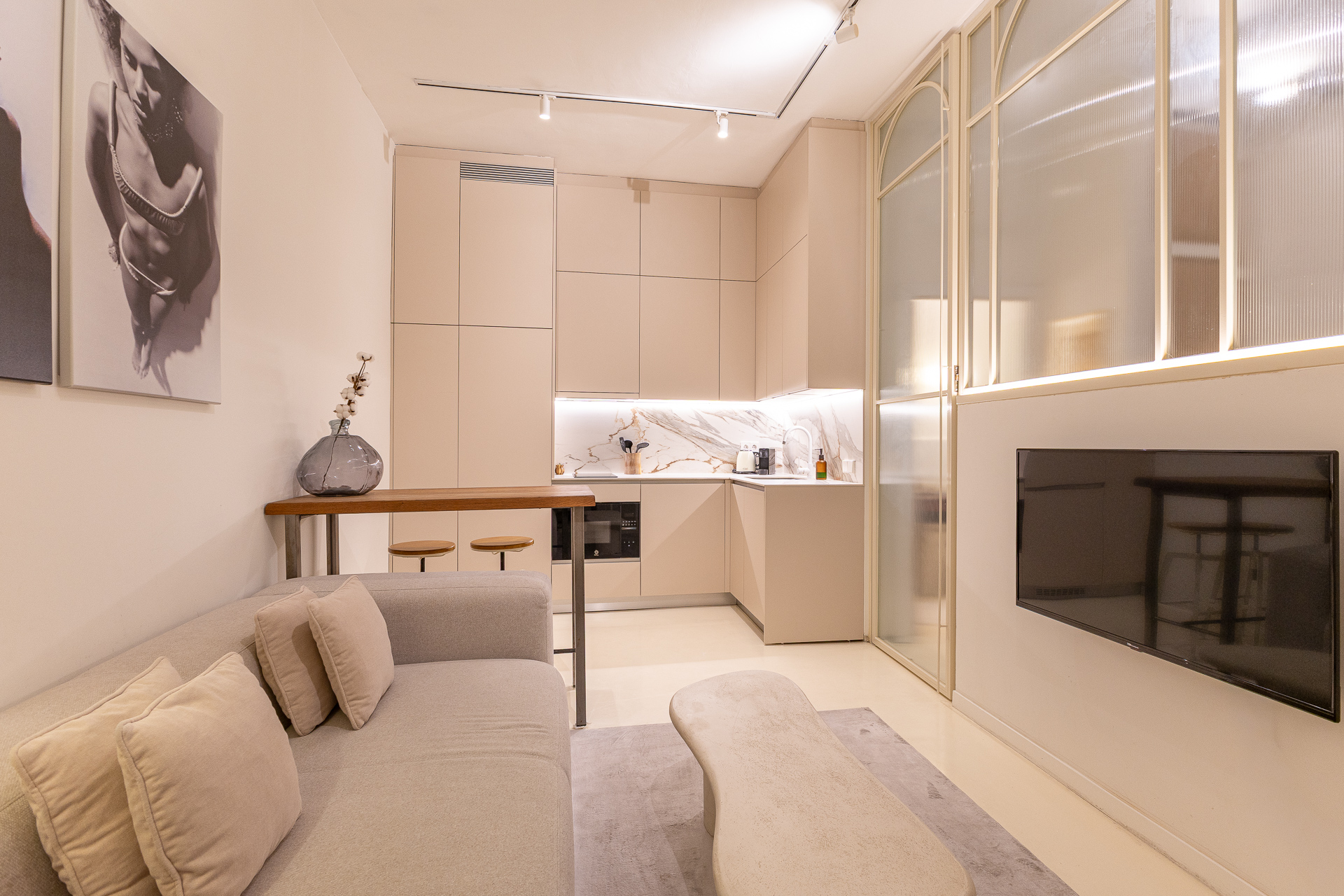 Charming all-inclusive flat in Malasaña for rent