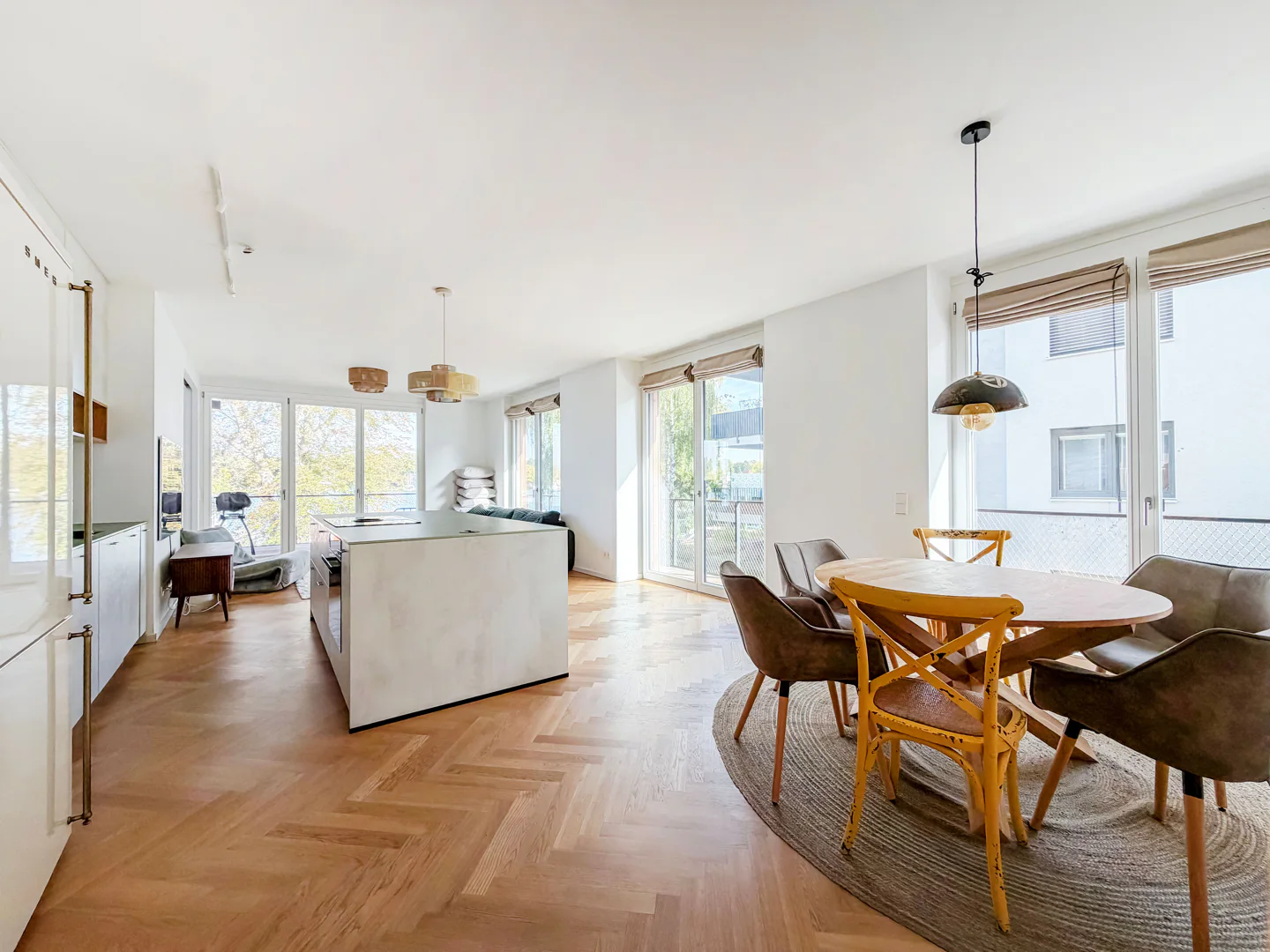 Exklusive 3-Zimmer-Wohnung mit traumhaftem Wasserblick - Photo 2