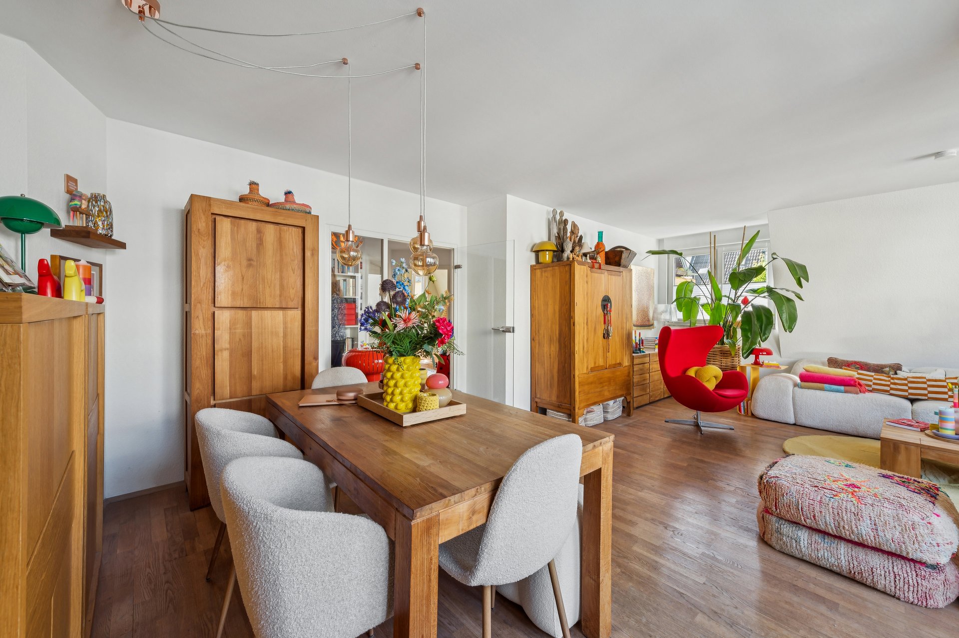 Komfortabel leben in Deutz mit Balkon, Aufzug & Garage in Rheinnähe