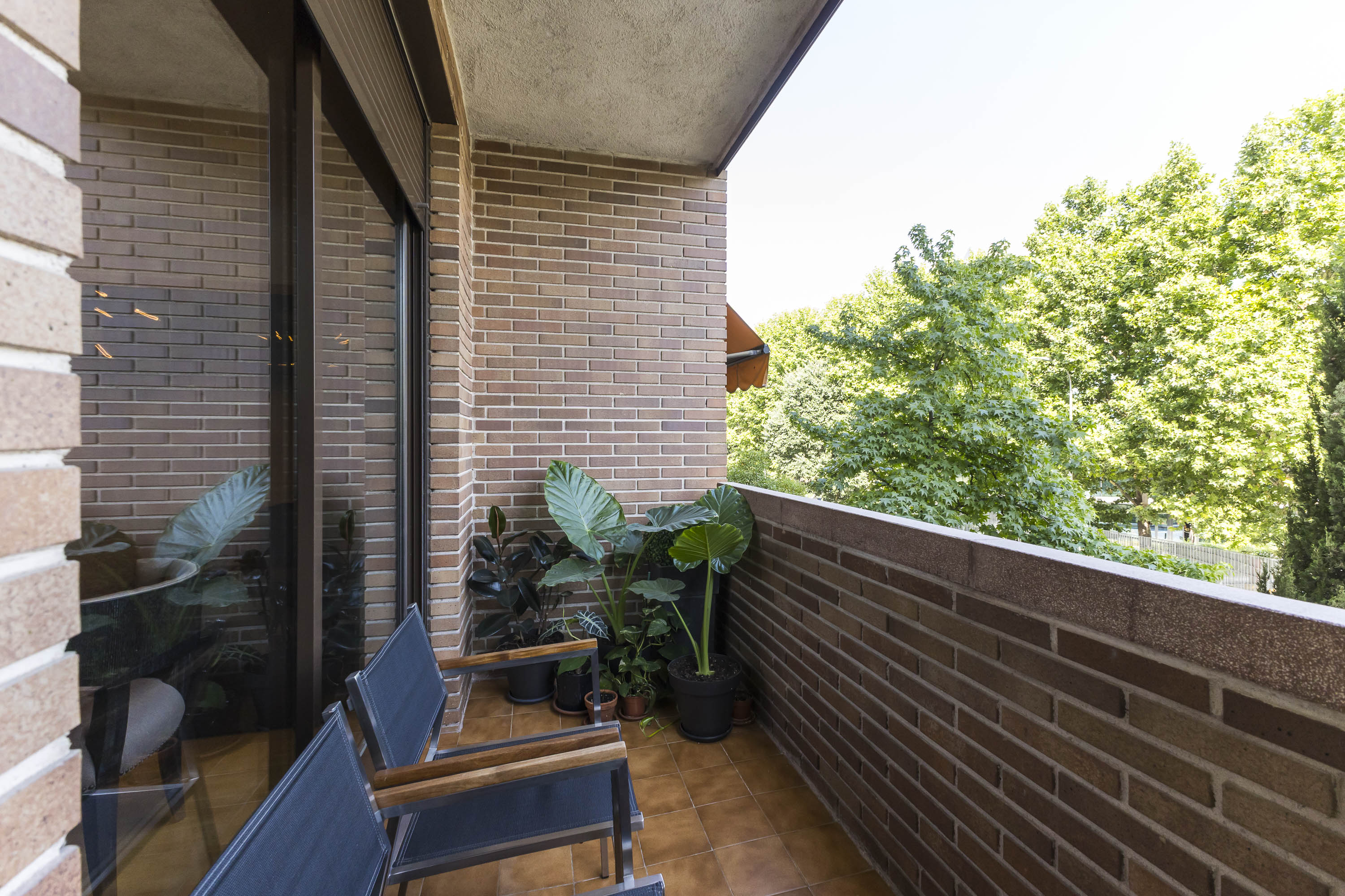 Great apartment with terrace and pool