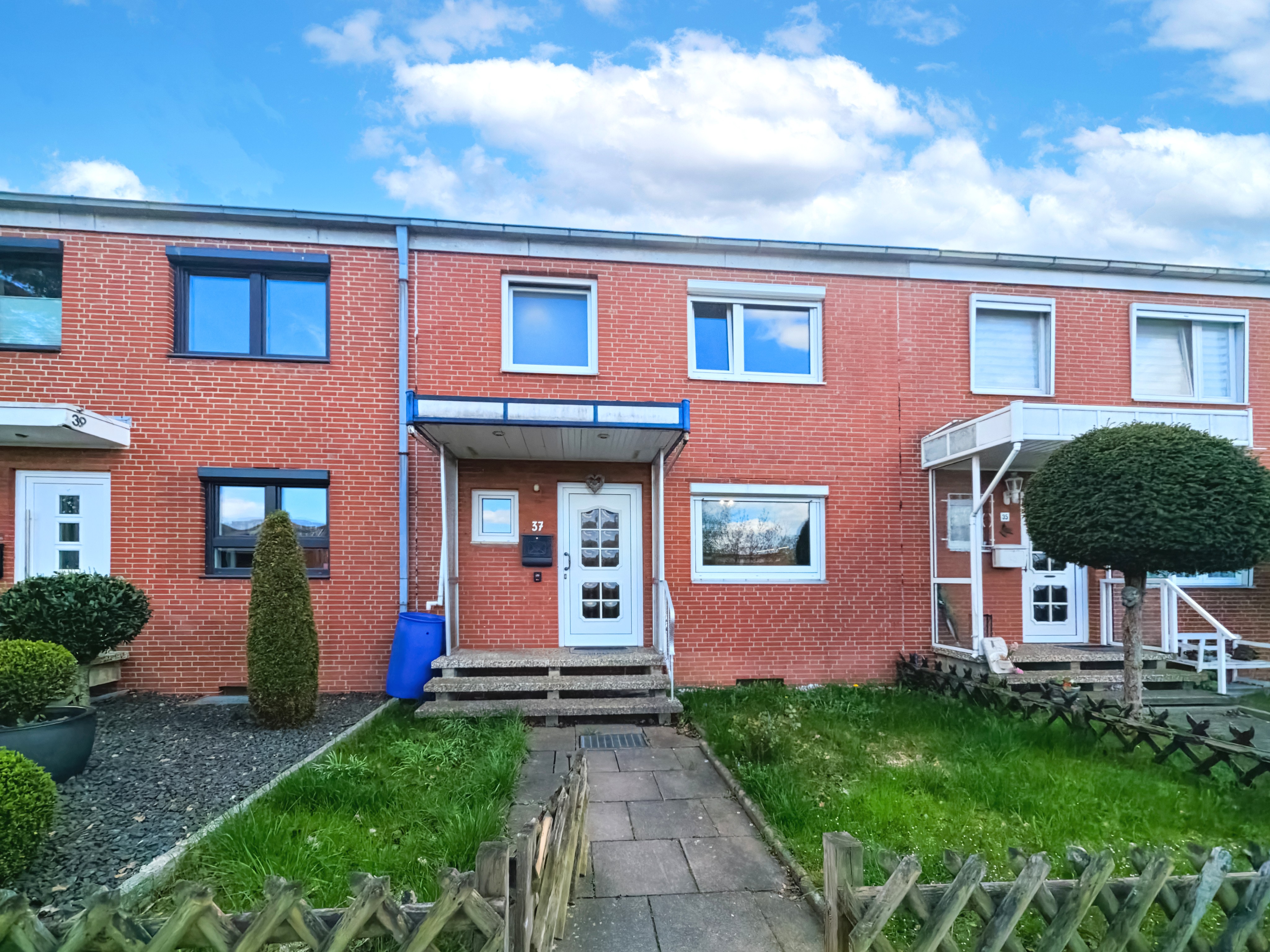 Stilvolles Zuhause mit Wintergarten, Terrasse und viel Platz für die Familie