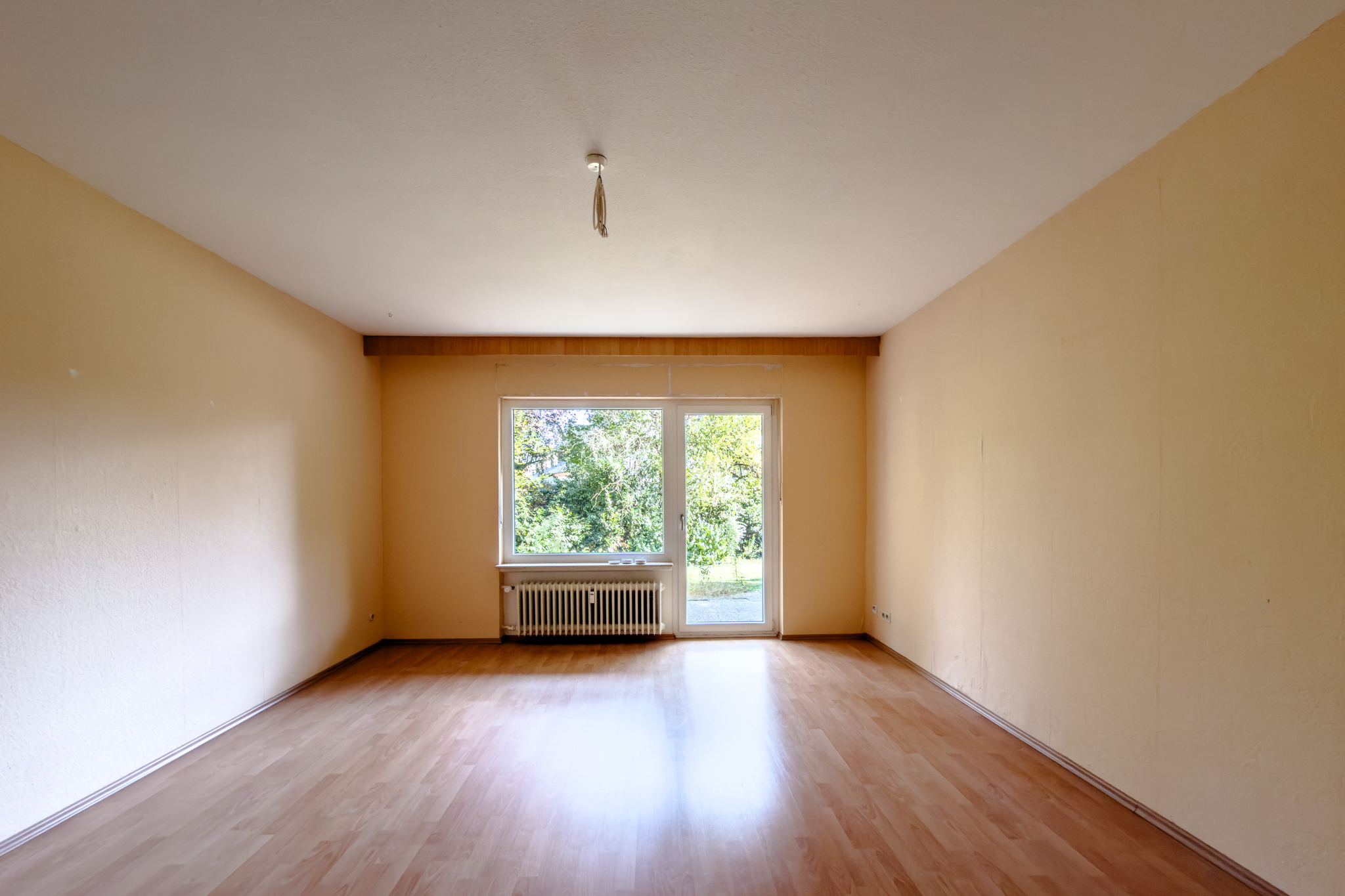 Helle 2-Zimmer-Wohnung mit großzügiger Terrasse in Weinheim