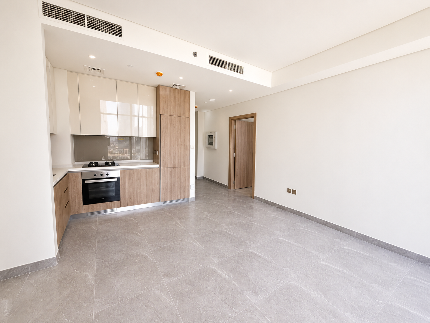 Canal View | Brand New | Vacant | Waterfront Living