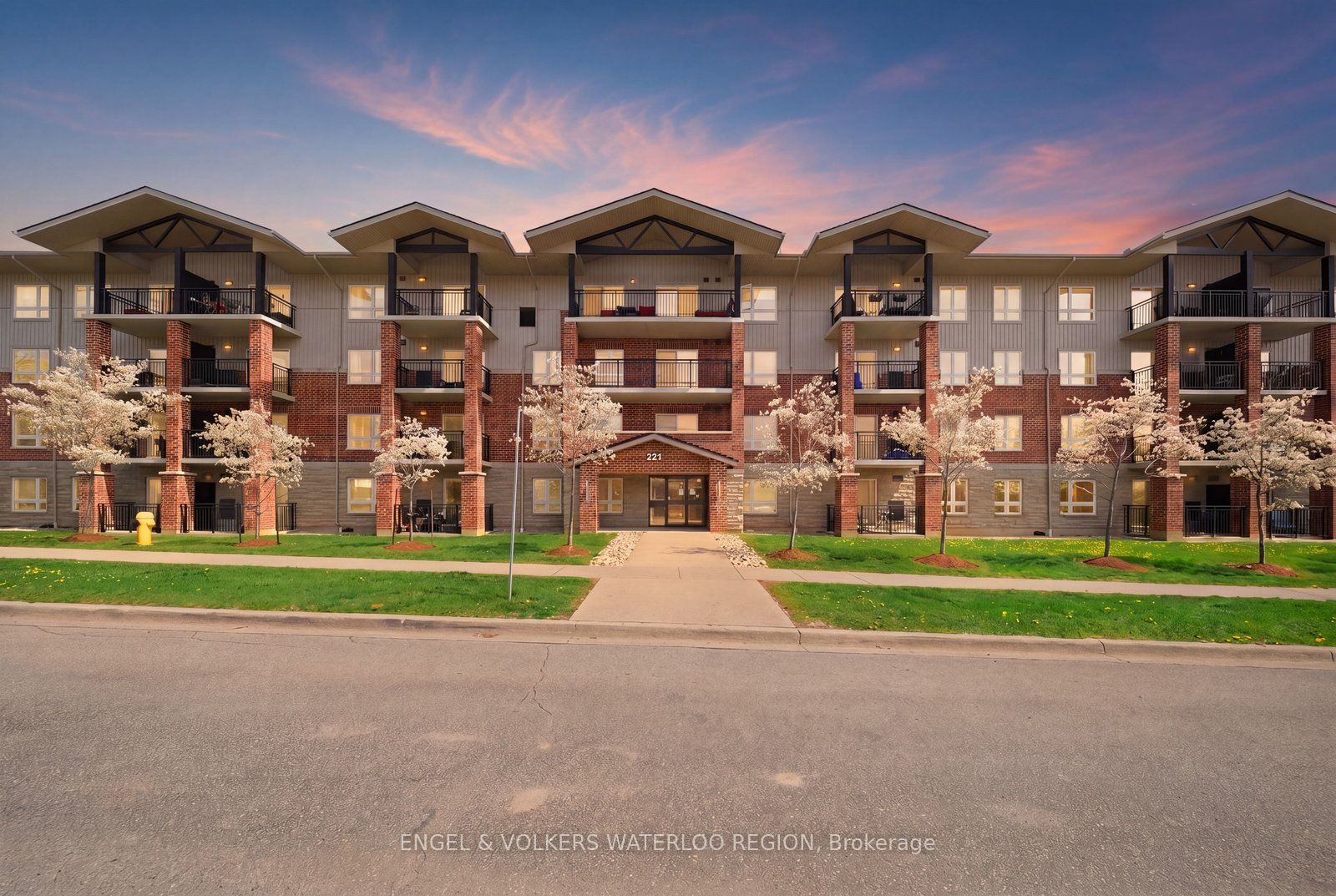 Lovingly Cared For Oversized Condo