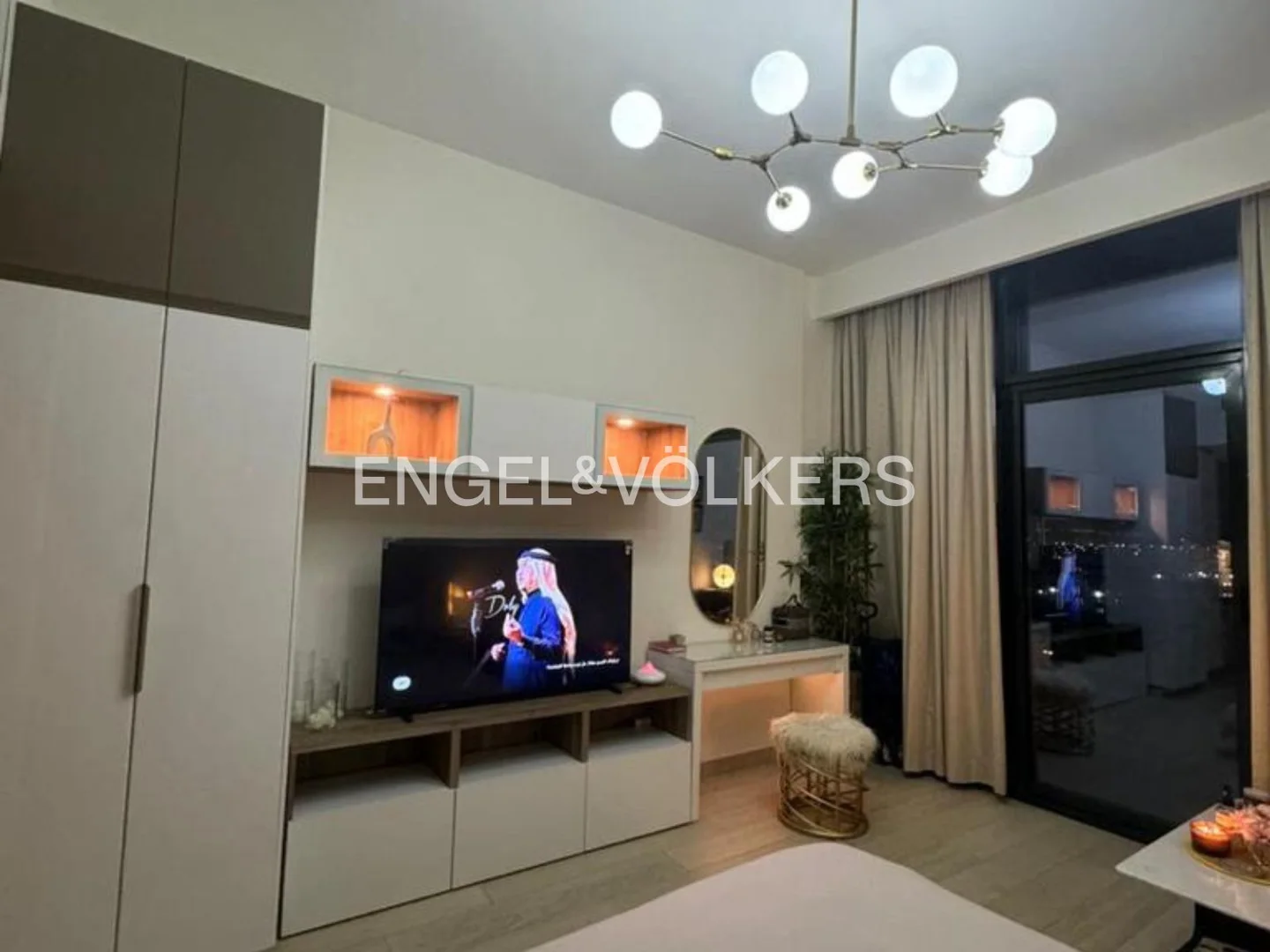 Fully Furnished| Burj Khalifa View| Available Now
