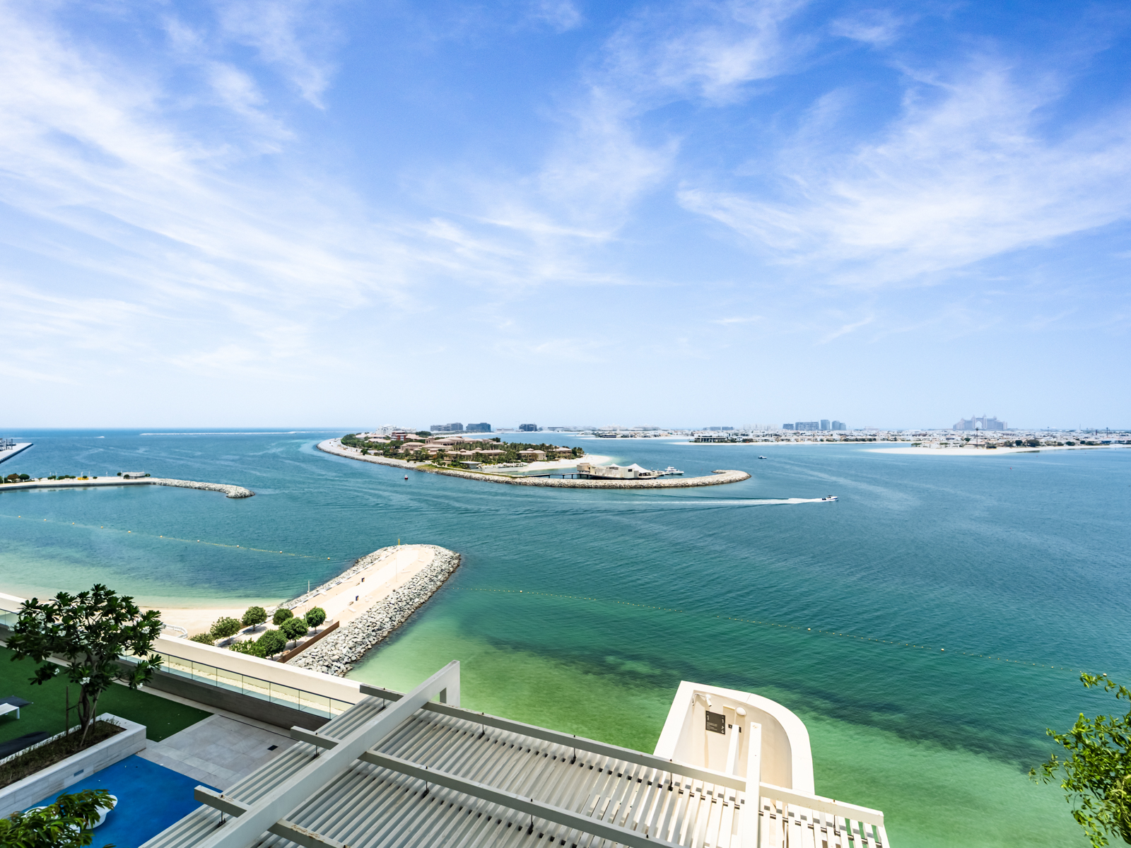 VACANT | UPGRADED | FULL PALM VIEW | VIEW TODAY