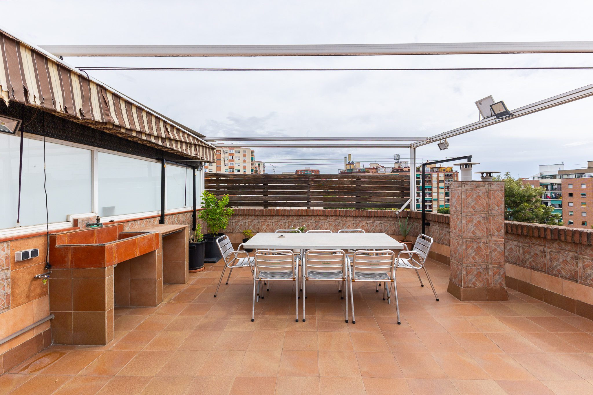 Impeccable flat with terrace in Llefia